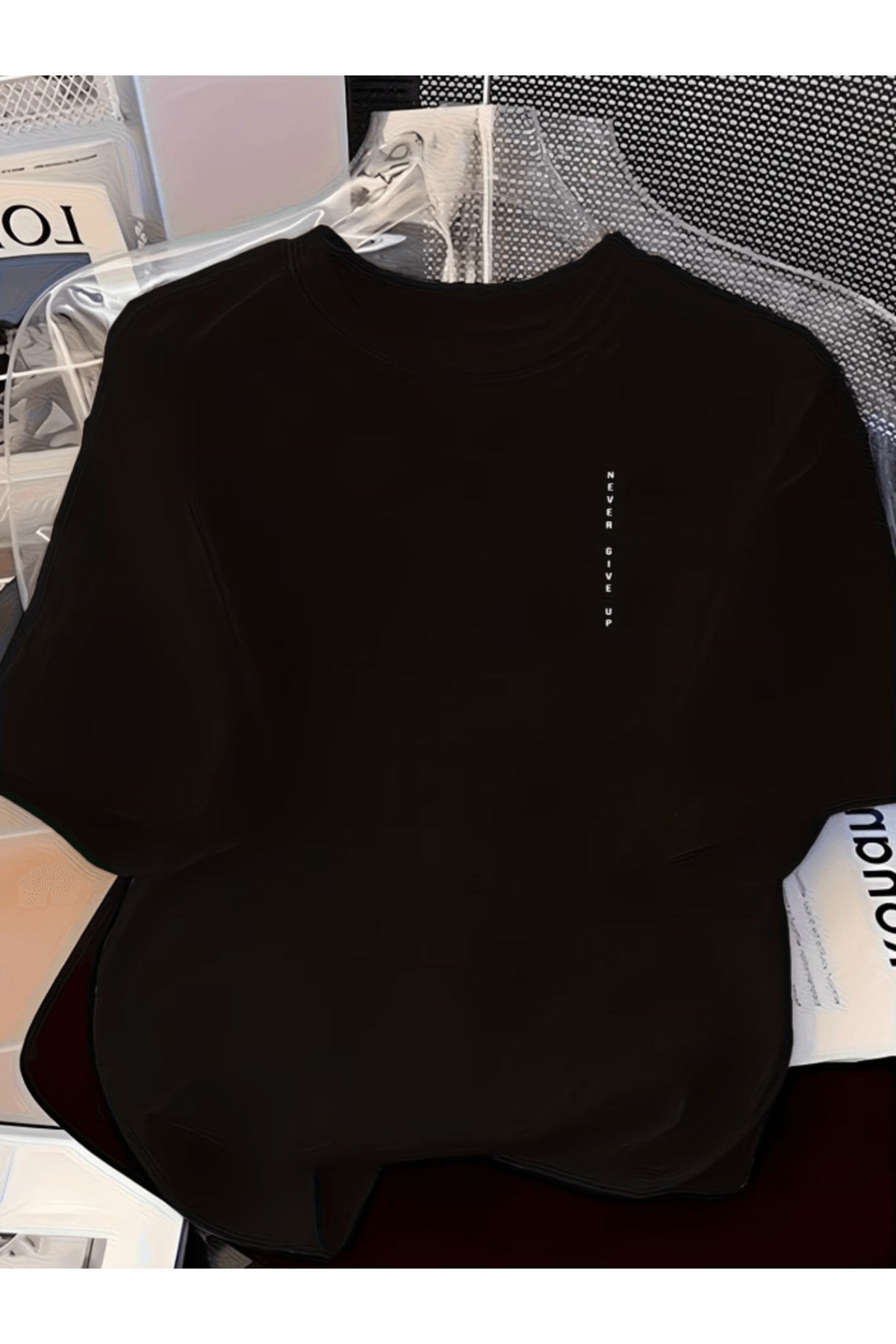 Mini Never Give Up Dikey Hece Beyaz Baskılı Premium Oversize T-shirt