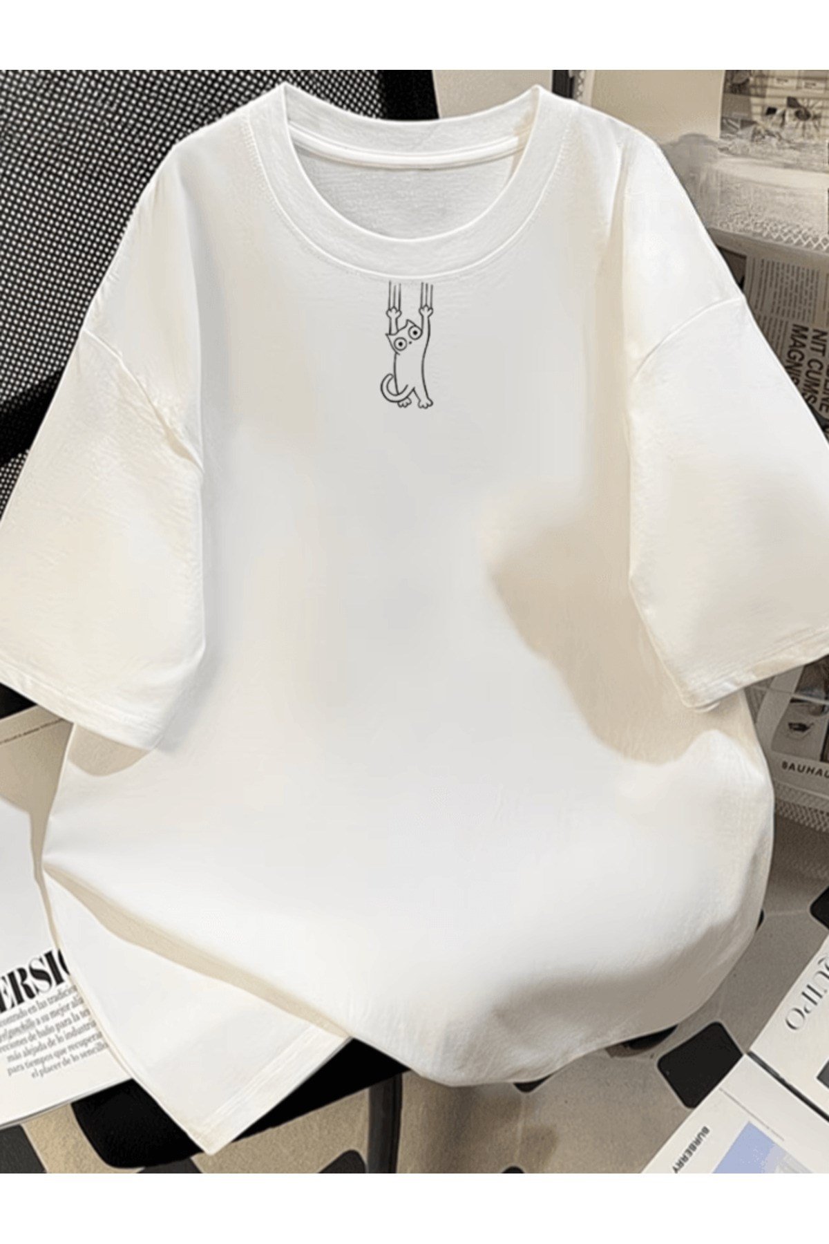 Mini Yaka Siyah Renk Kedi Baskılı Premium Oversize T-shirt