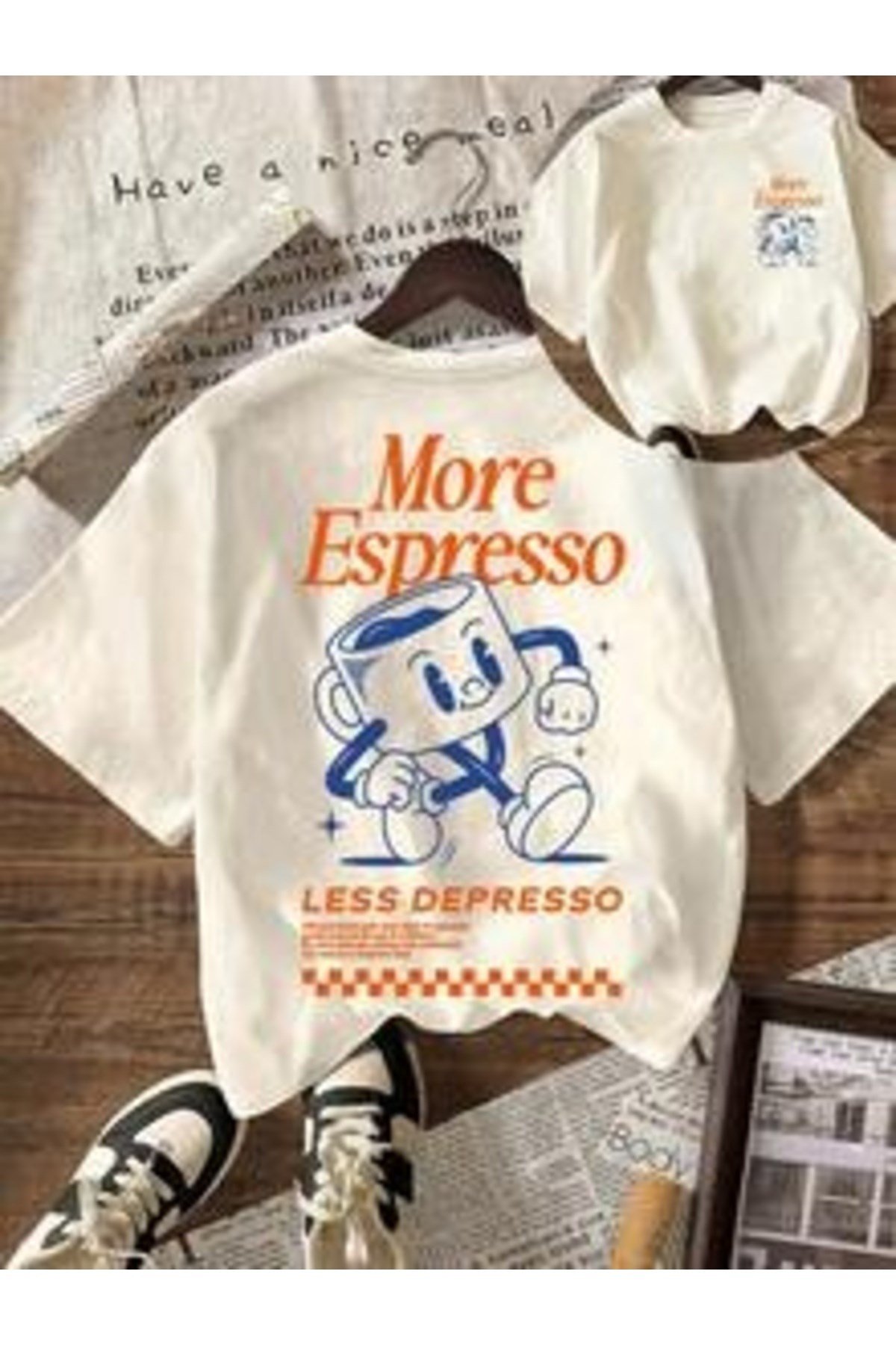 More Espresso Turuncu Detay Baskılı Premium Oversize T-shirt