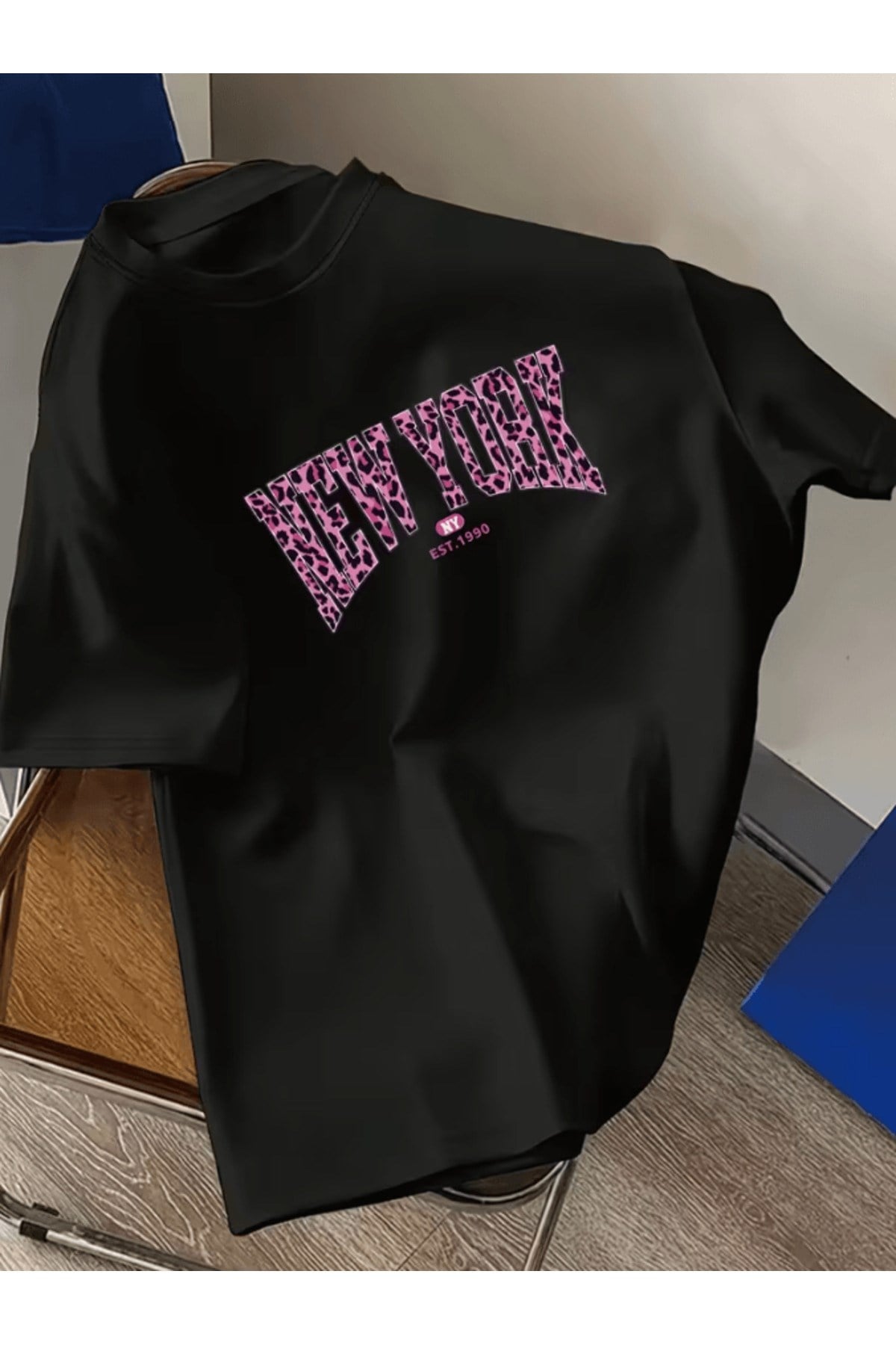 New York Pembe Leopar Desen Baskılı Premium Oversize T-shirt
