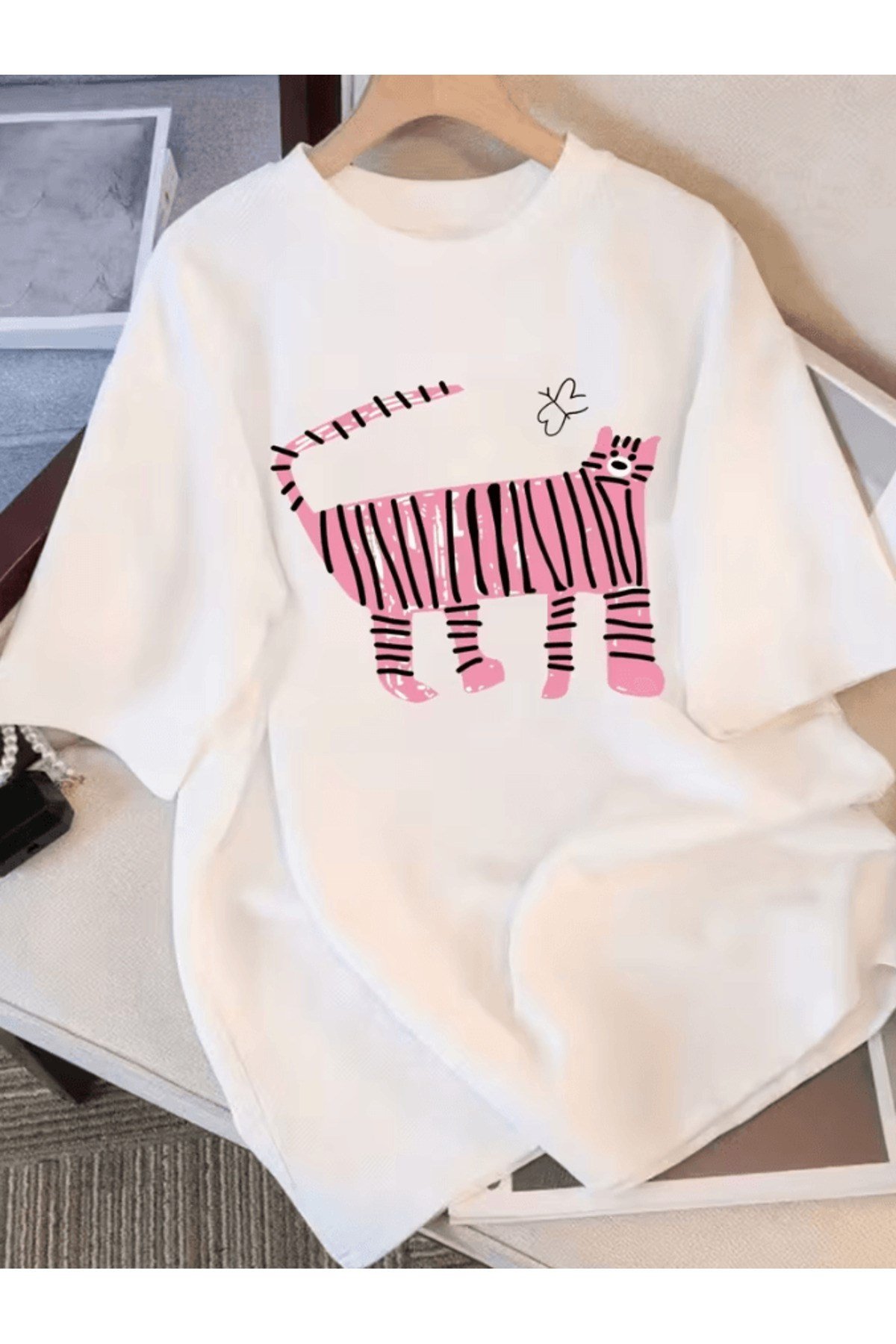 Pembe Kedi Baskılı Premium Oversize T-shirt