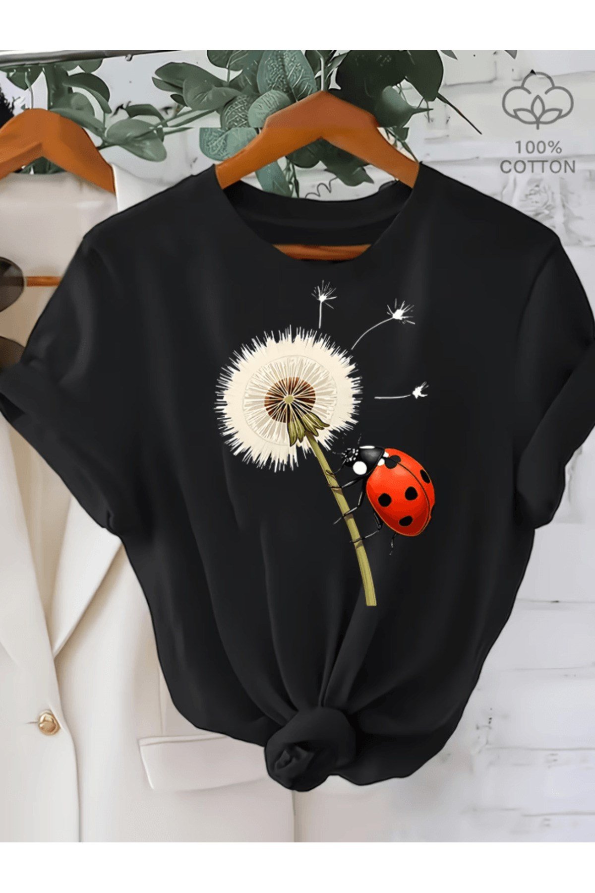 Sevimli Uğur Böceği Ve Papatya Baskılı Premium Oversize T-shirt