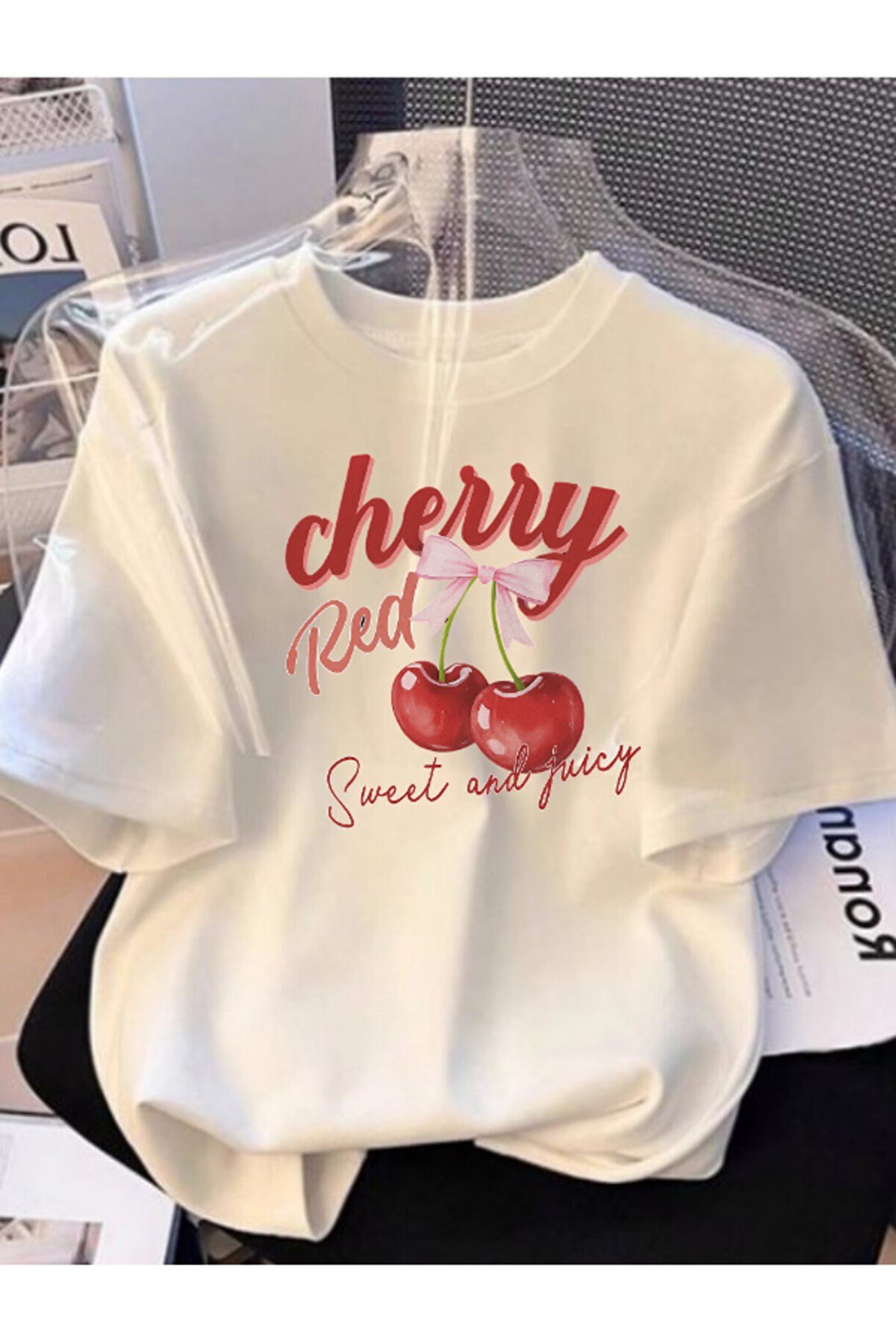 Unisex Cherry Özel Baskılı Basic Bisiklet Yaka Regular T-shirt %100 Pamuk
