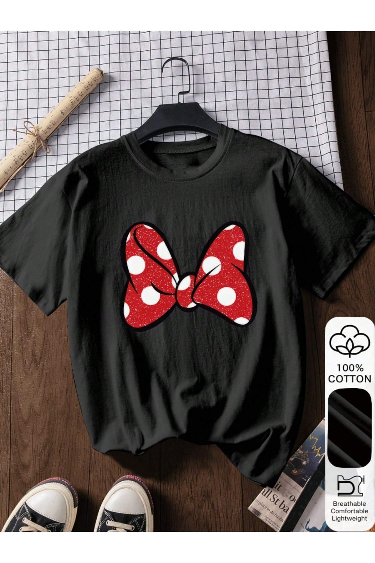 Unisex Kırmızı Puantiyeli Kurdele Baskılı Basic Bisiklet Yaka Regular T-shirt %100 Pamuk