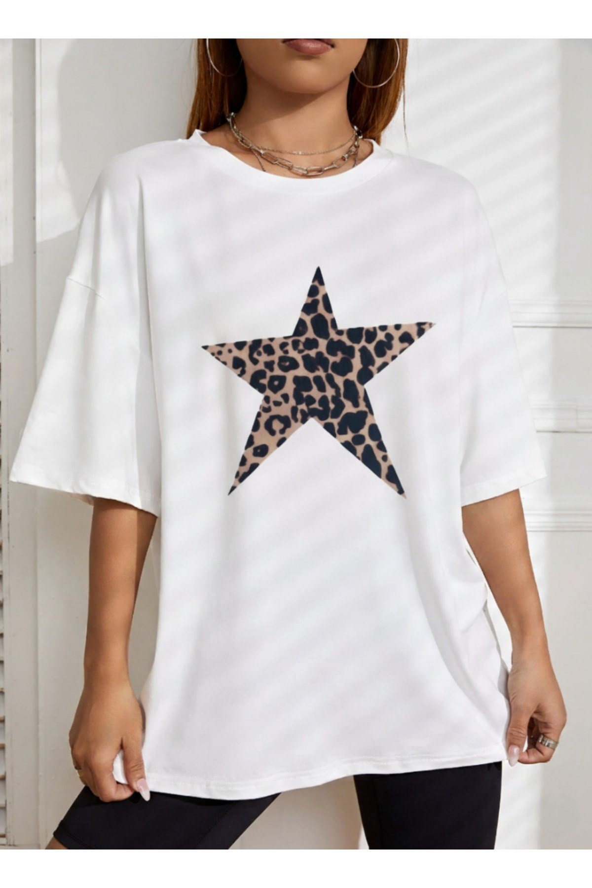 Unisex Leopar Yıldız Desenli Basic Bisiklet Yaka Regular T-shirt %100 Pamuk