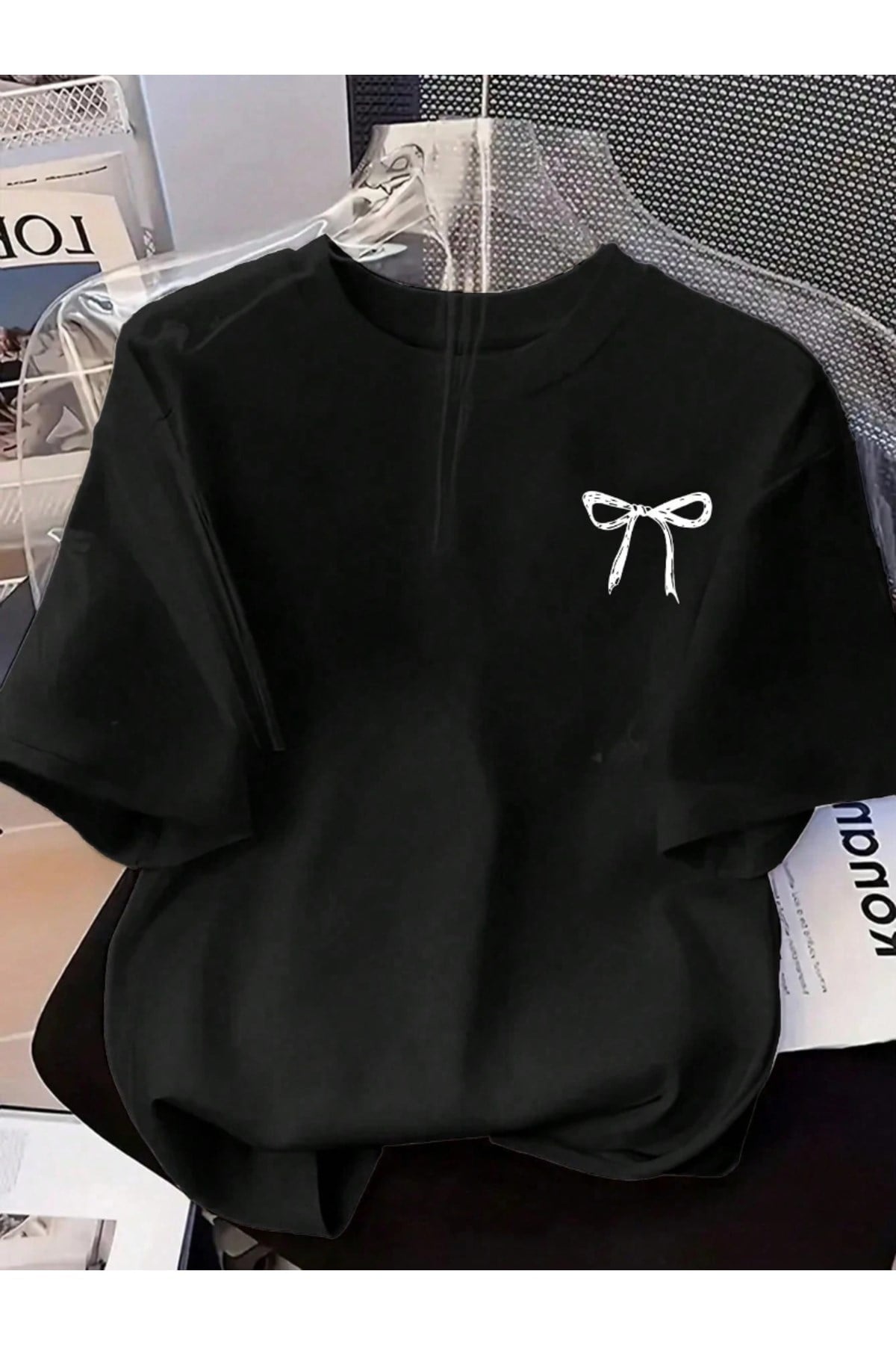 Unisex Mini Kurdele Detaylı Basic Bisiklet Yaka Regular T-shirt %100 Pamuk
