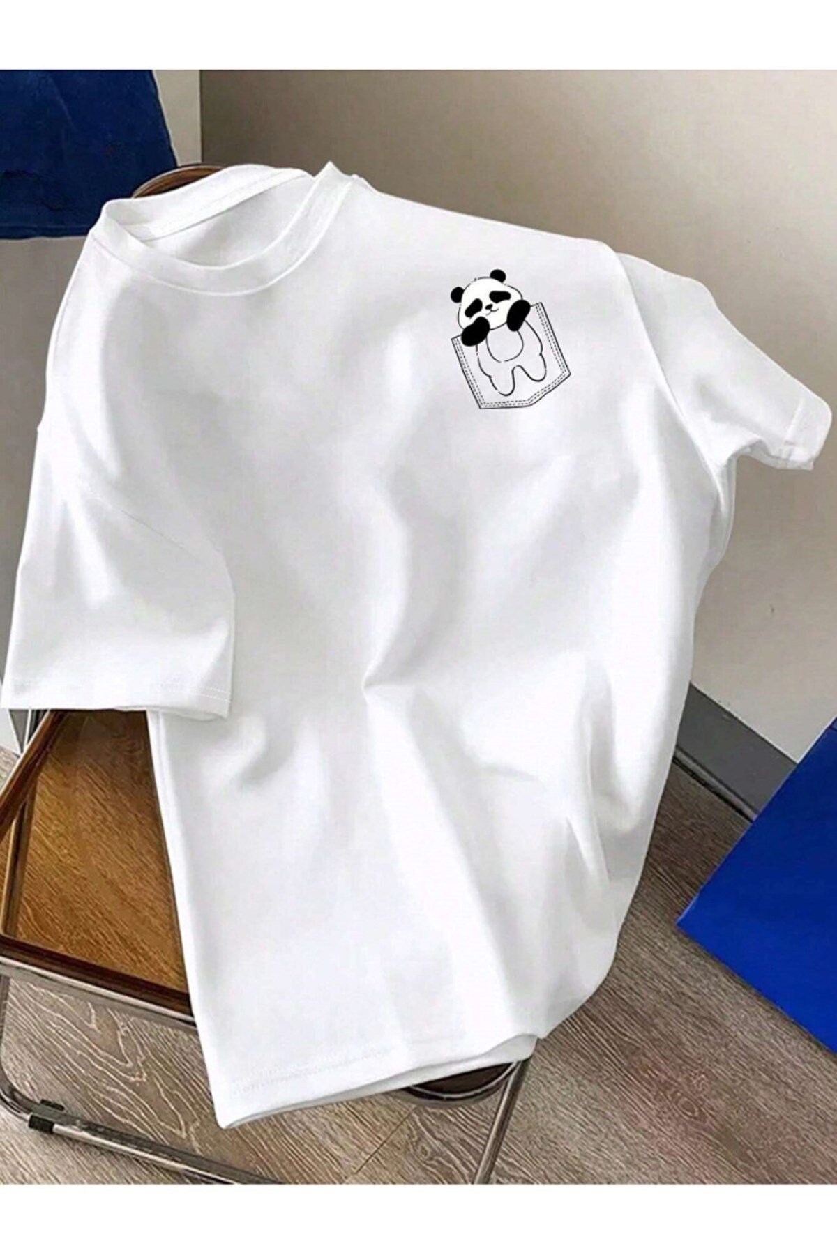 Unisex Panda Cep Baskılı Basic Bisiklet Yaka Regular T-shirt %100 Pamuk