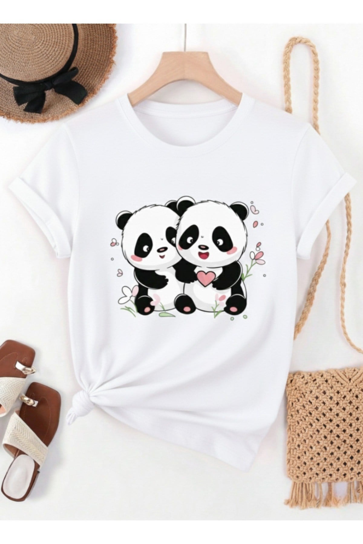 Unisex Sevimli Panda Baskılı Basic Bisiklet Yaka Regular T-shirt %100 Pamuk