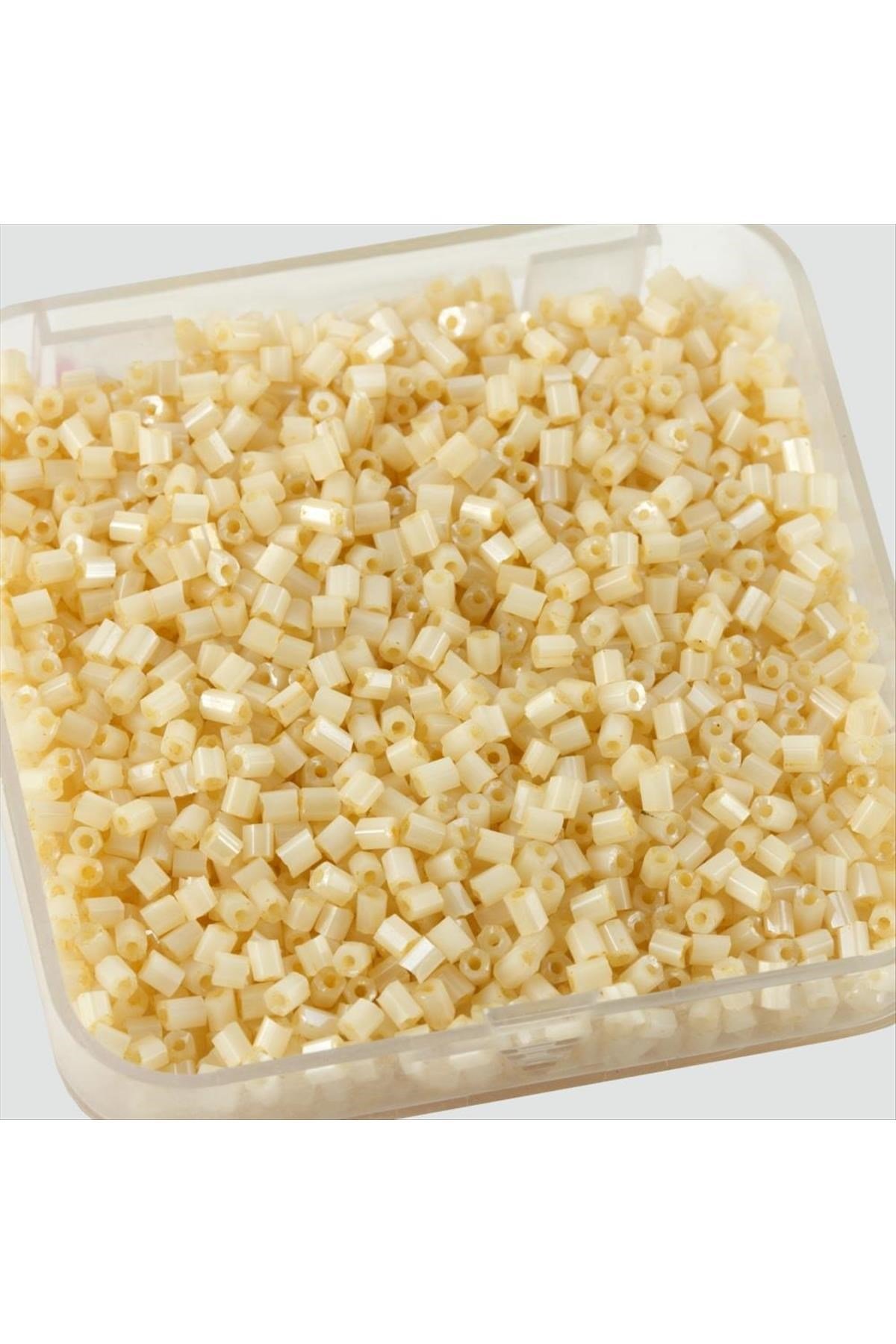 0,3 mm Dikdörtgen Kum Boncuk 80 Gram