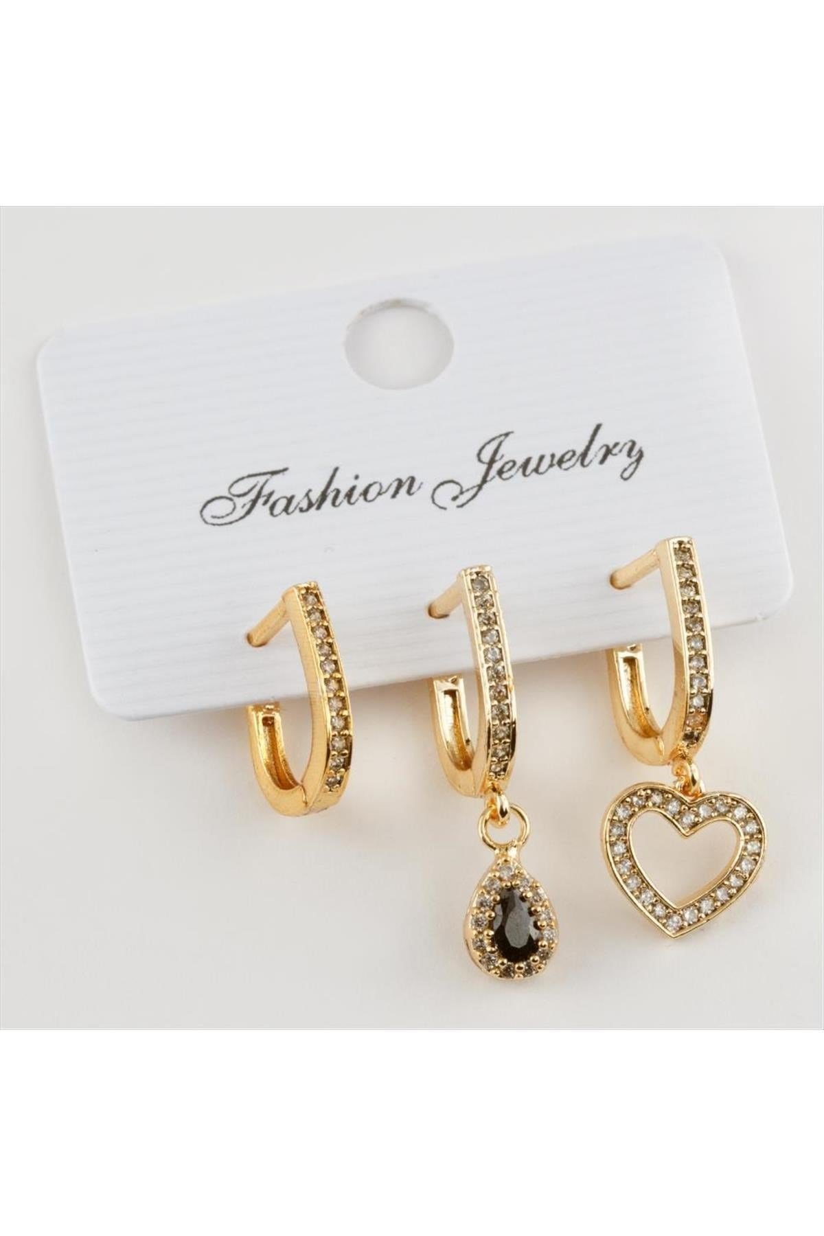 3 Adet Kalp Figürlü Lüx Zirkon Taşlı Küpe