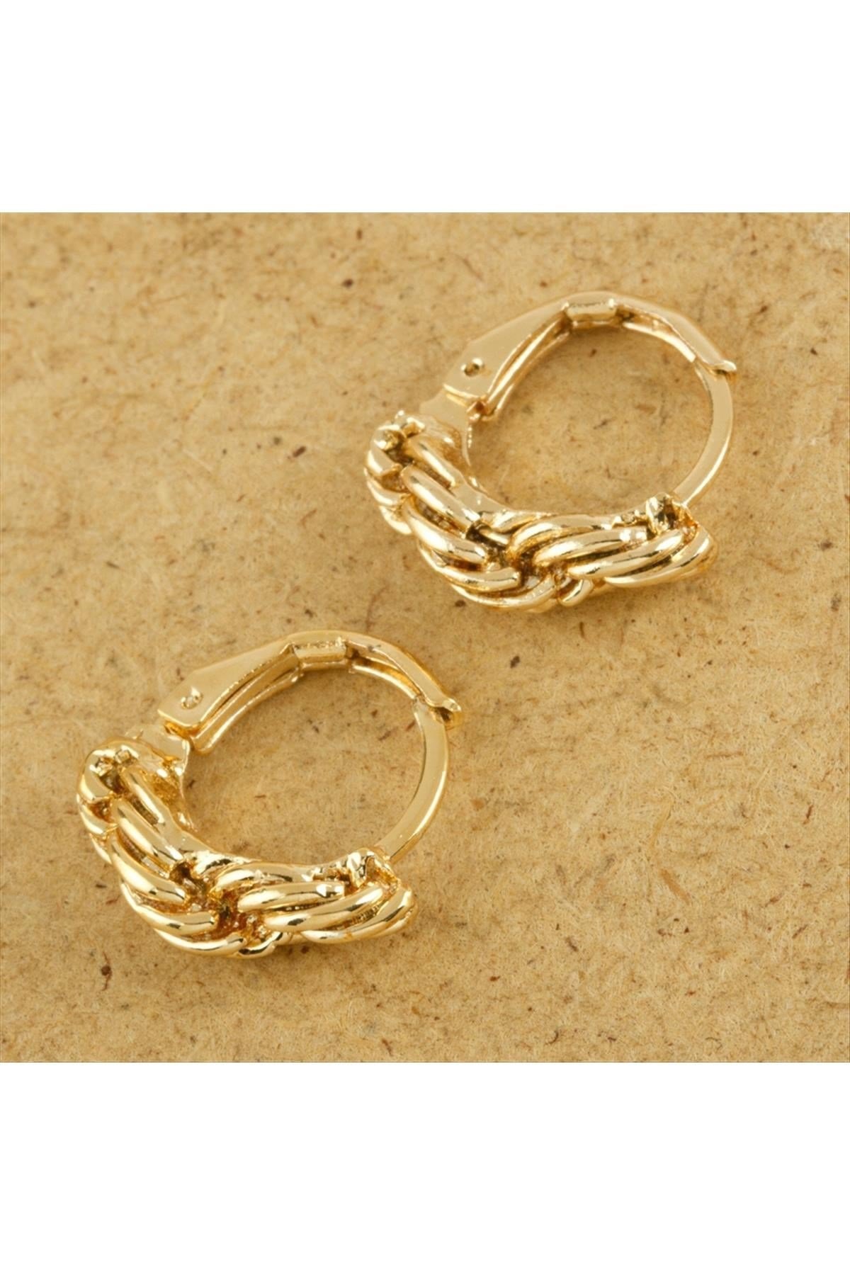 Burgulu Yeni Sezon Halka Küpe 1,5 cm