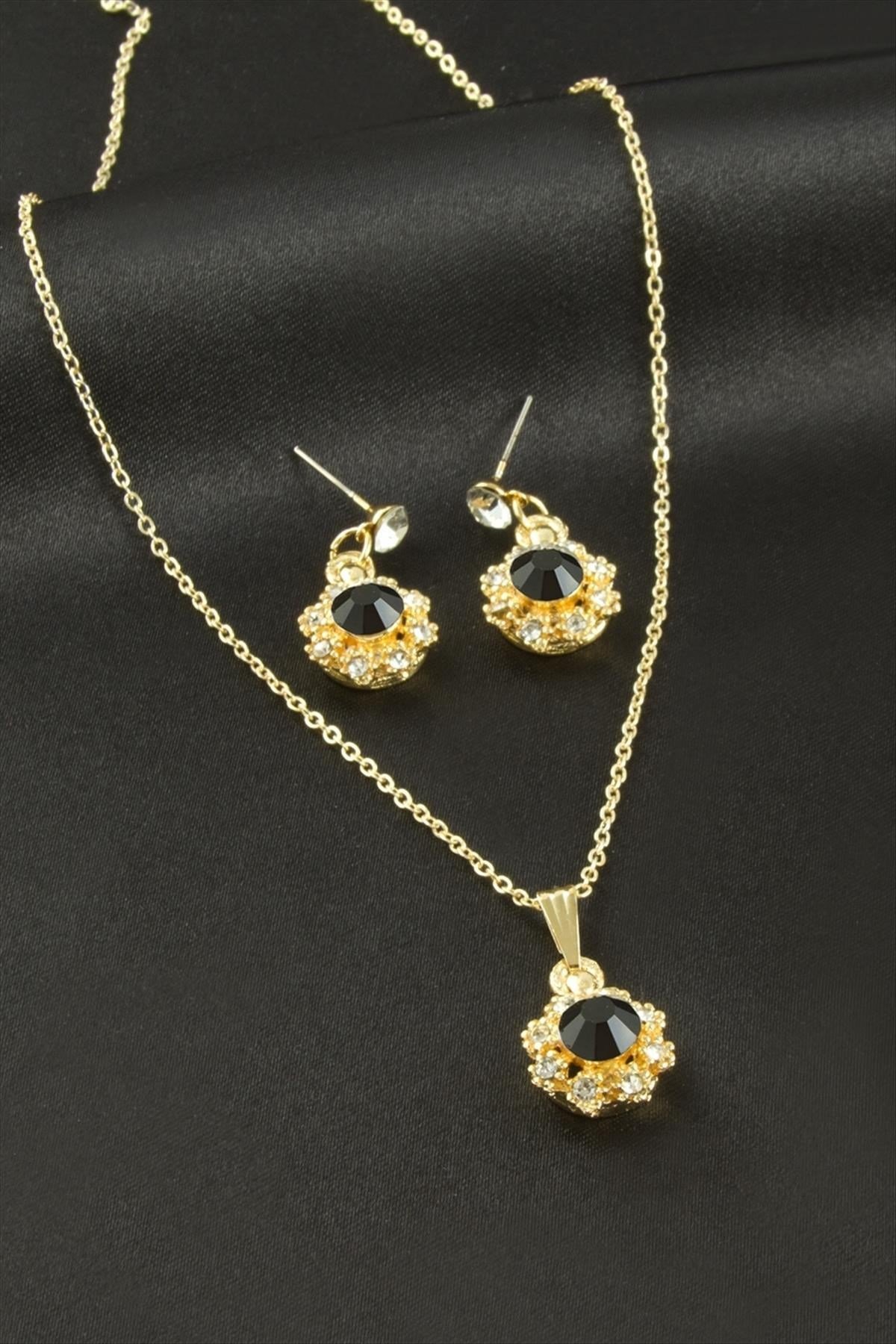 Çiçek Taşlı Set Kolye
