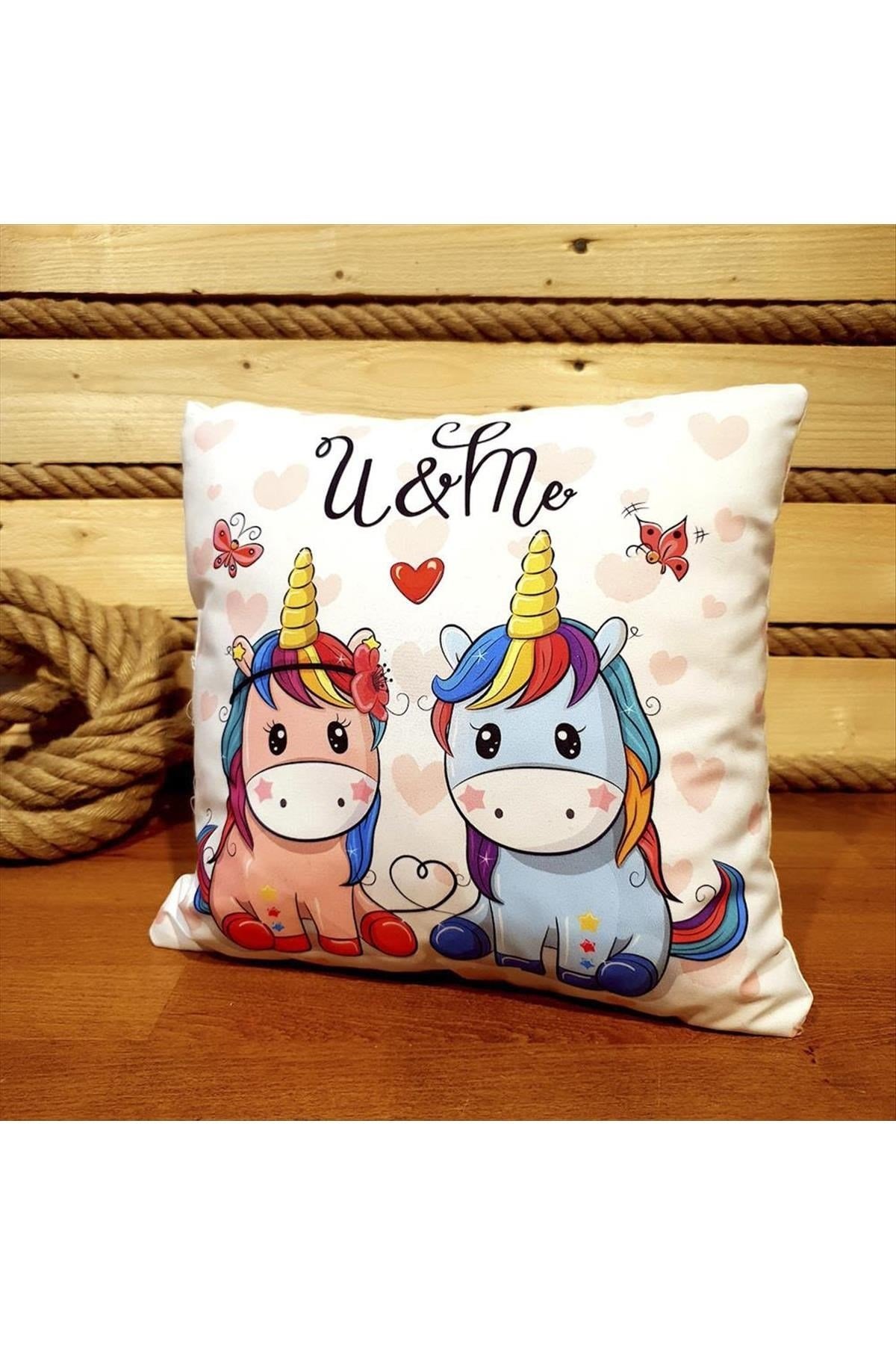 Çift Unicorn Figürlü Yazılı Puf Yastık