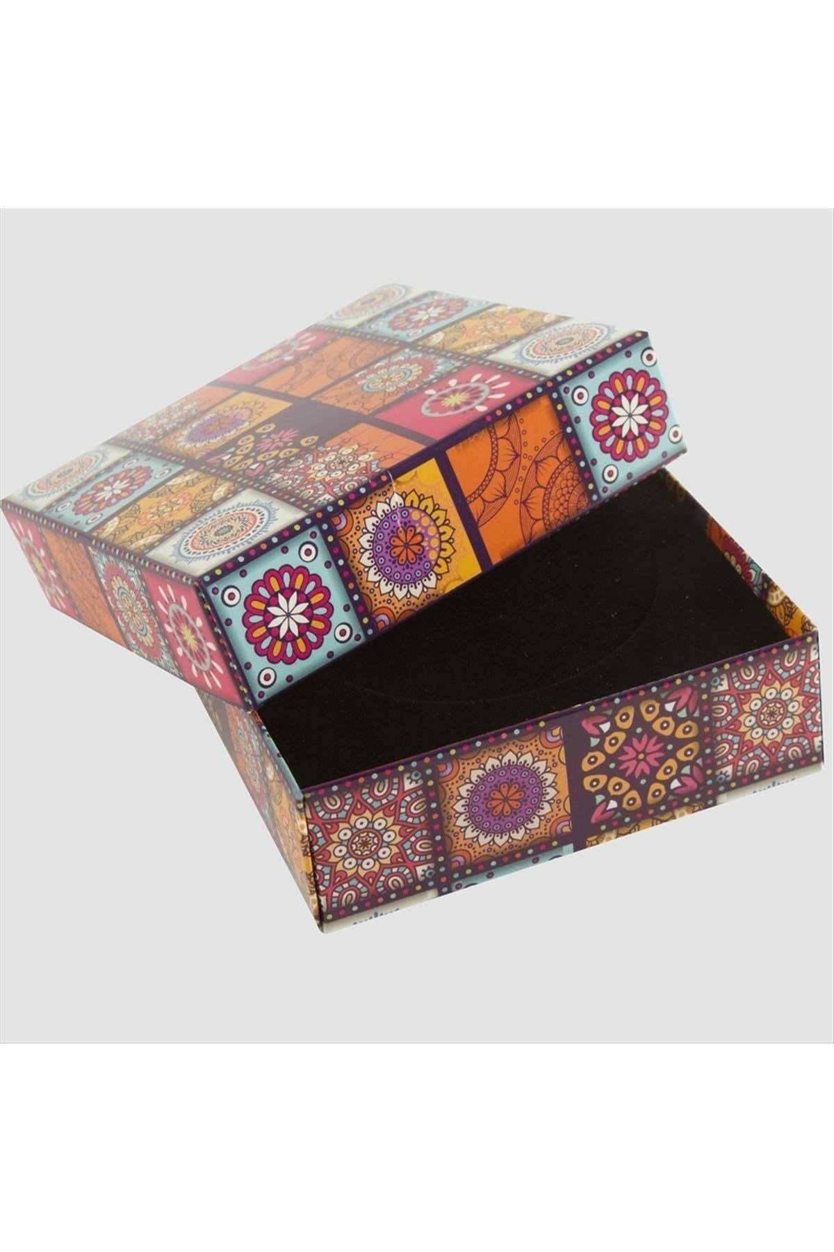 Çini Desenli Kare Set Kolye Kutusu 9*9 cm