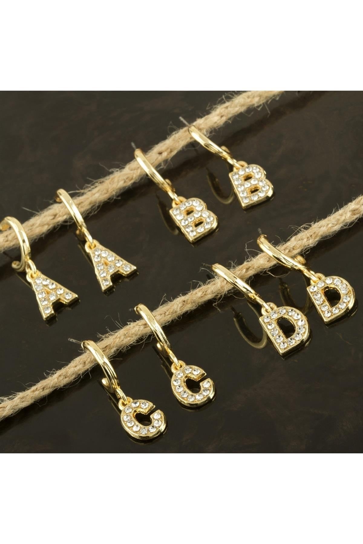 Harfli Yeni Sezon Metal Taşlı Küpe