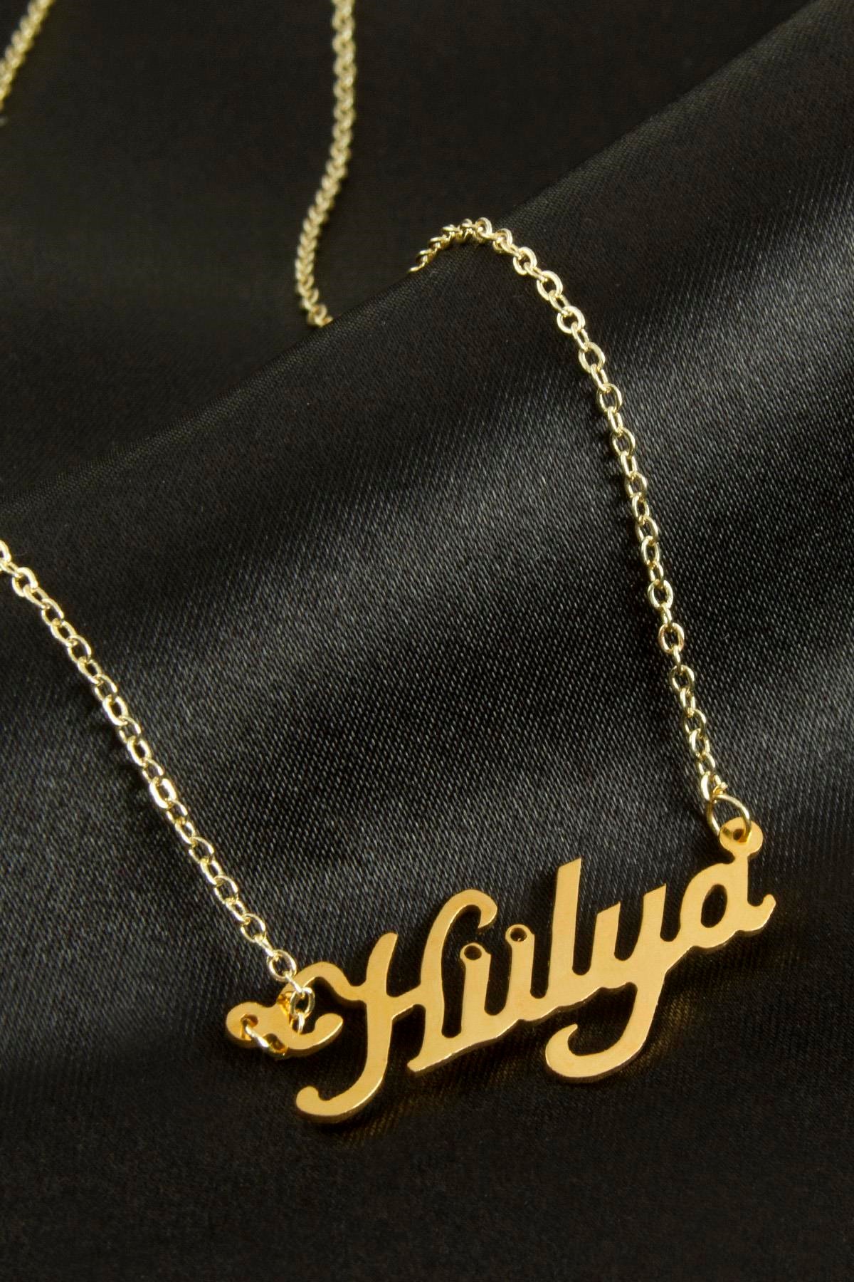 Hülya isimli kolye (Kişiye Özel)