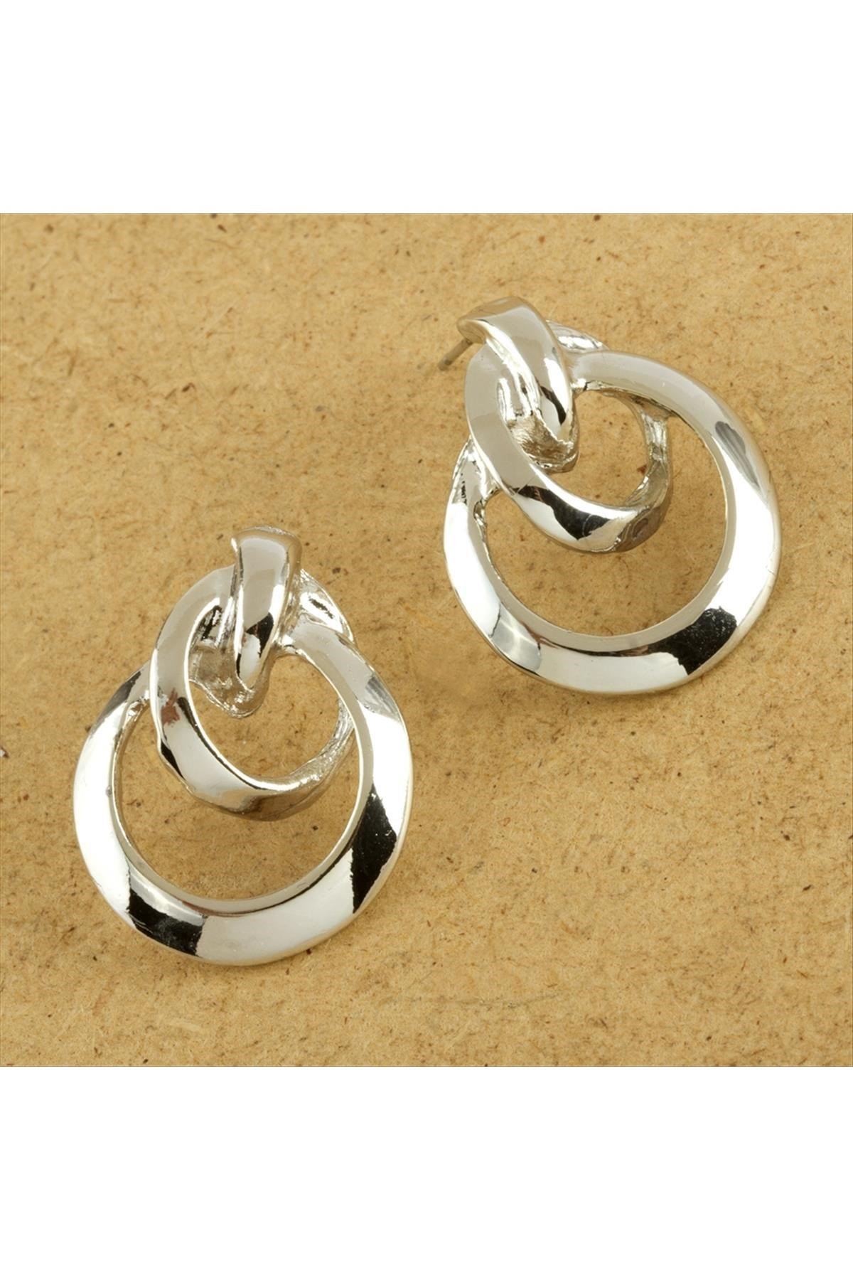 İç İçe Geçmiş Halka Yeni Sezon Metal Küpe