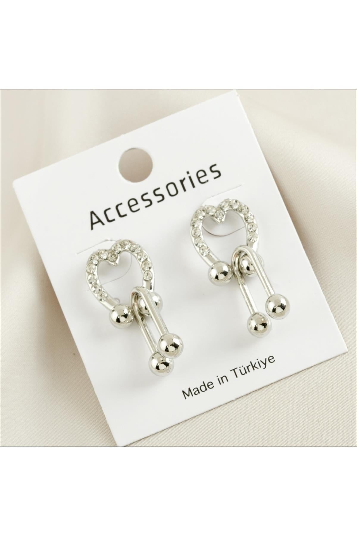 Kalp Taşlı Metal Küpe