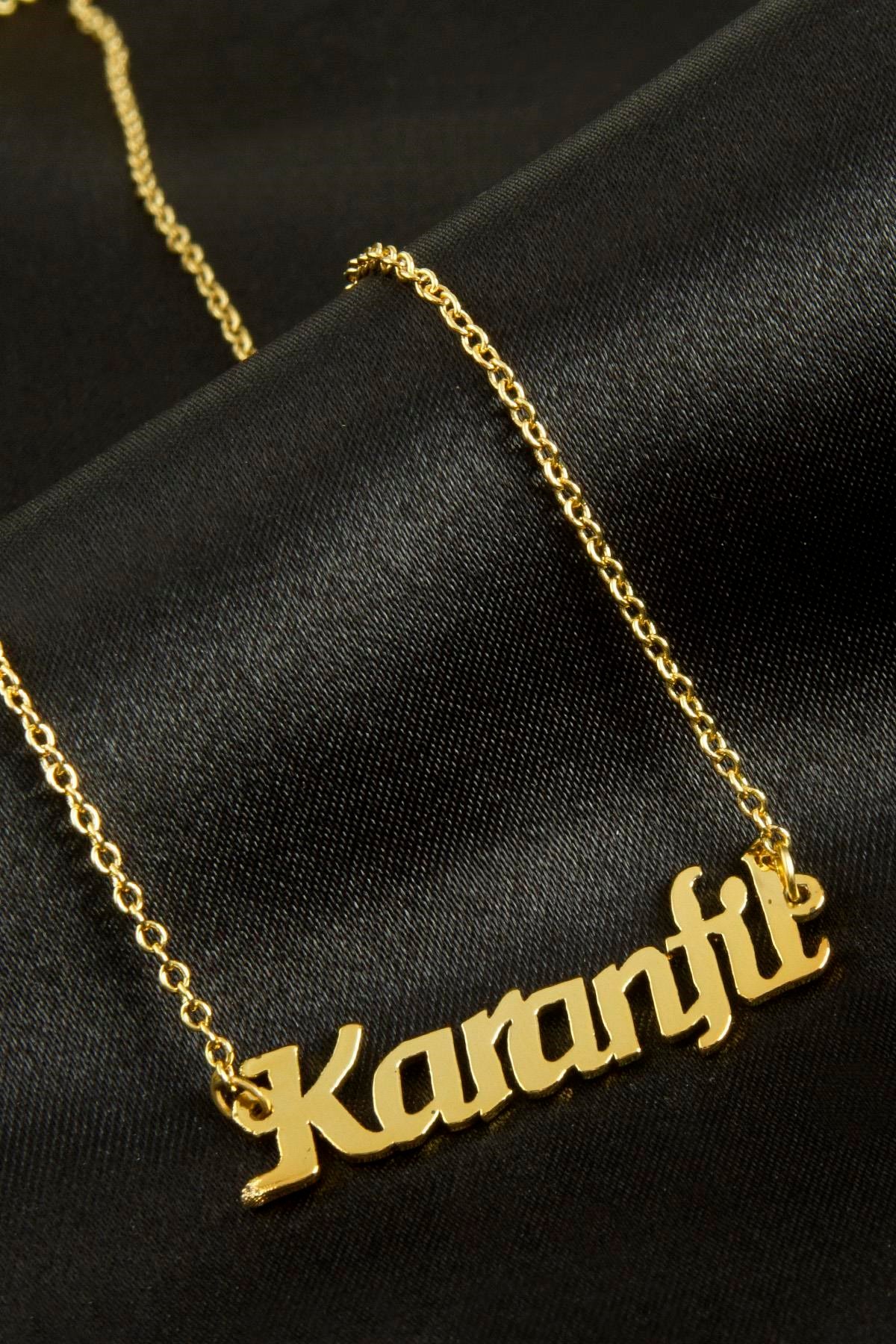Karanfil isimli kolye (Kişiye Özel)