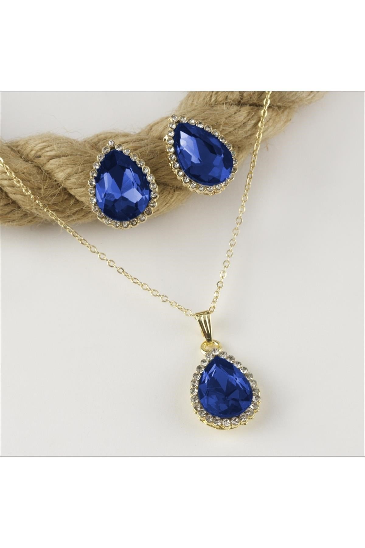 Oval Figürlü Taşlı Set Kolye