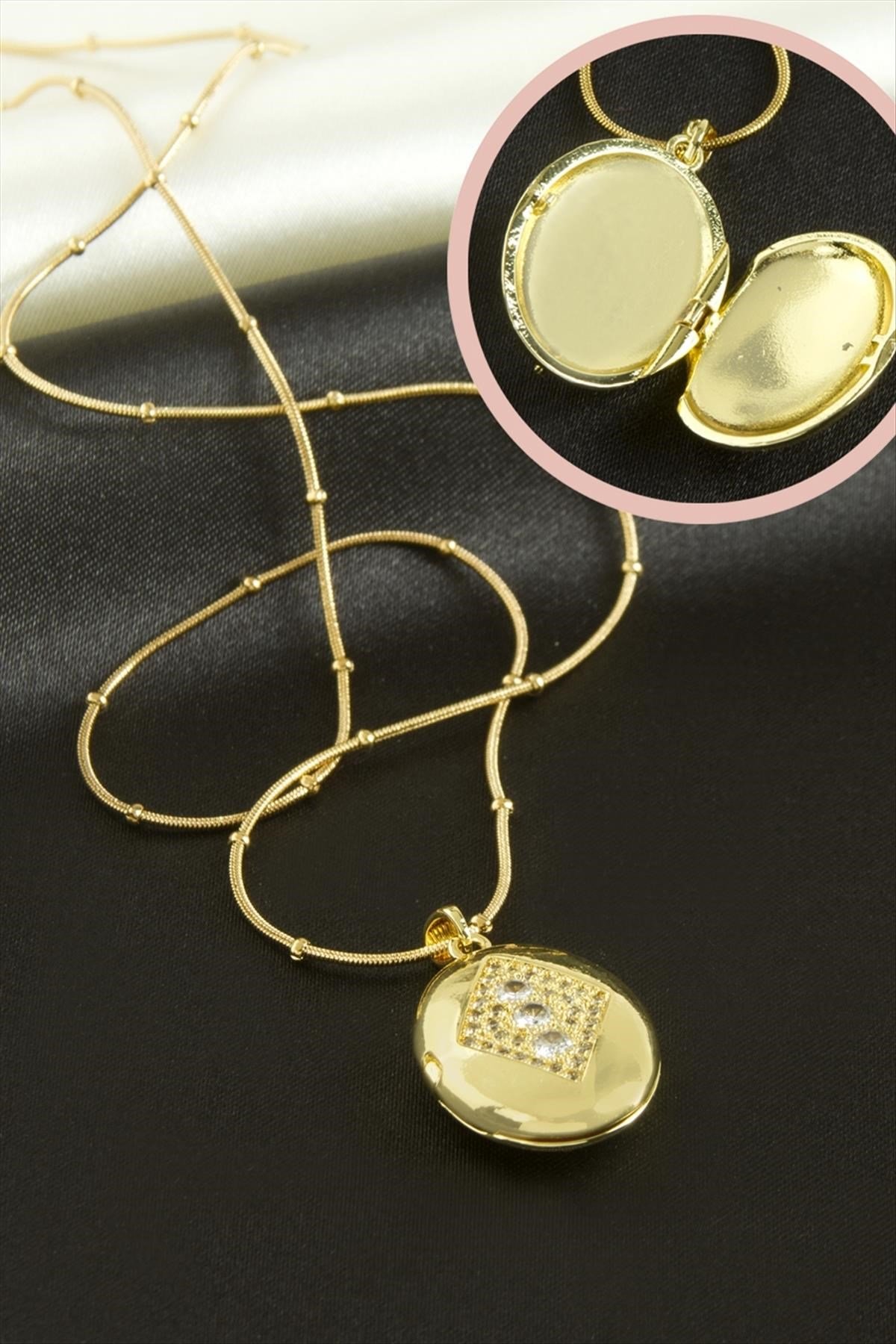 Oval Kapaklı Zirkon Taşlı Çelik Kolye