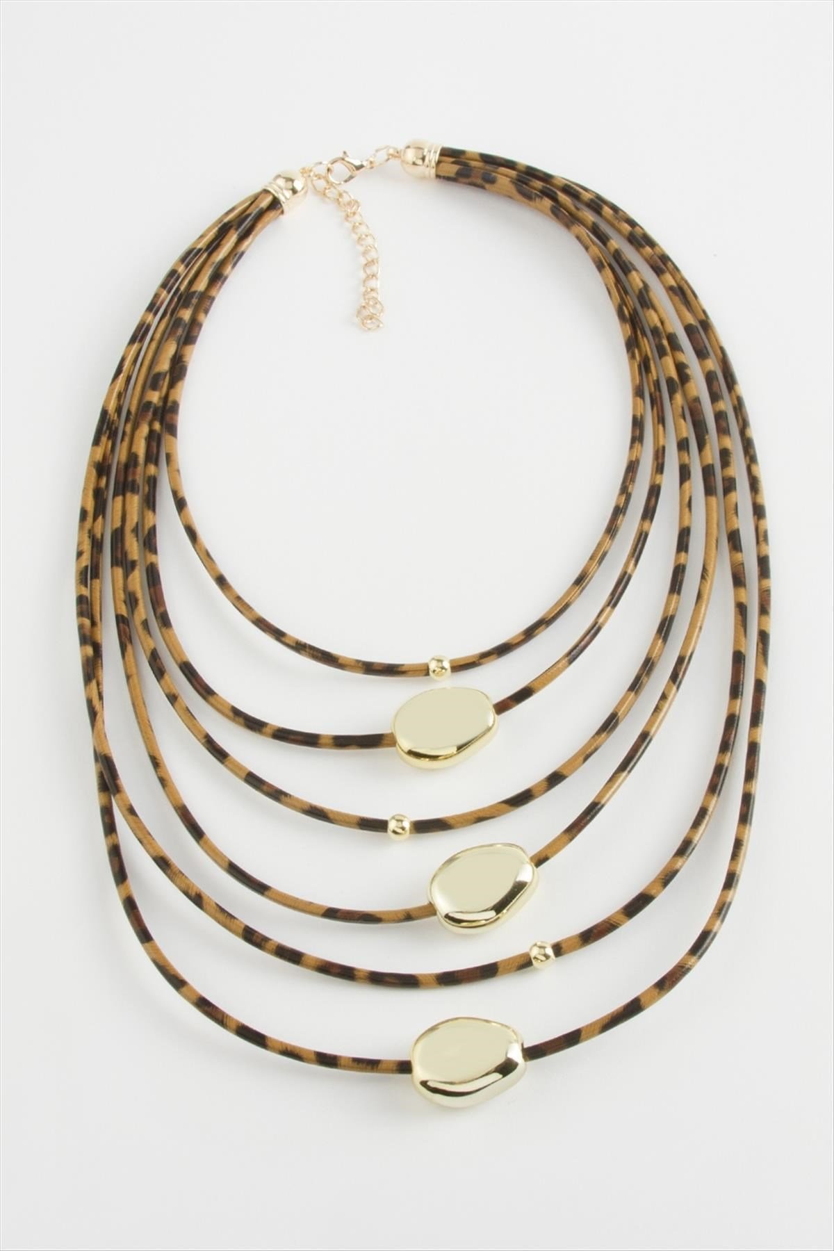 Oval Leopar Desenli Mıknatıslı Kolye