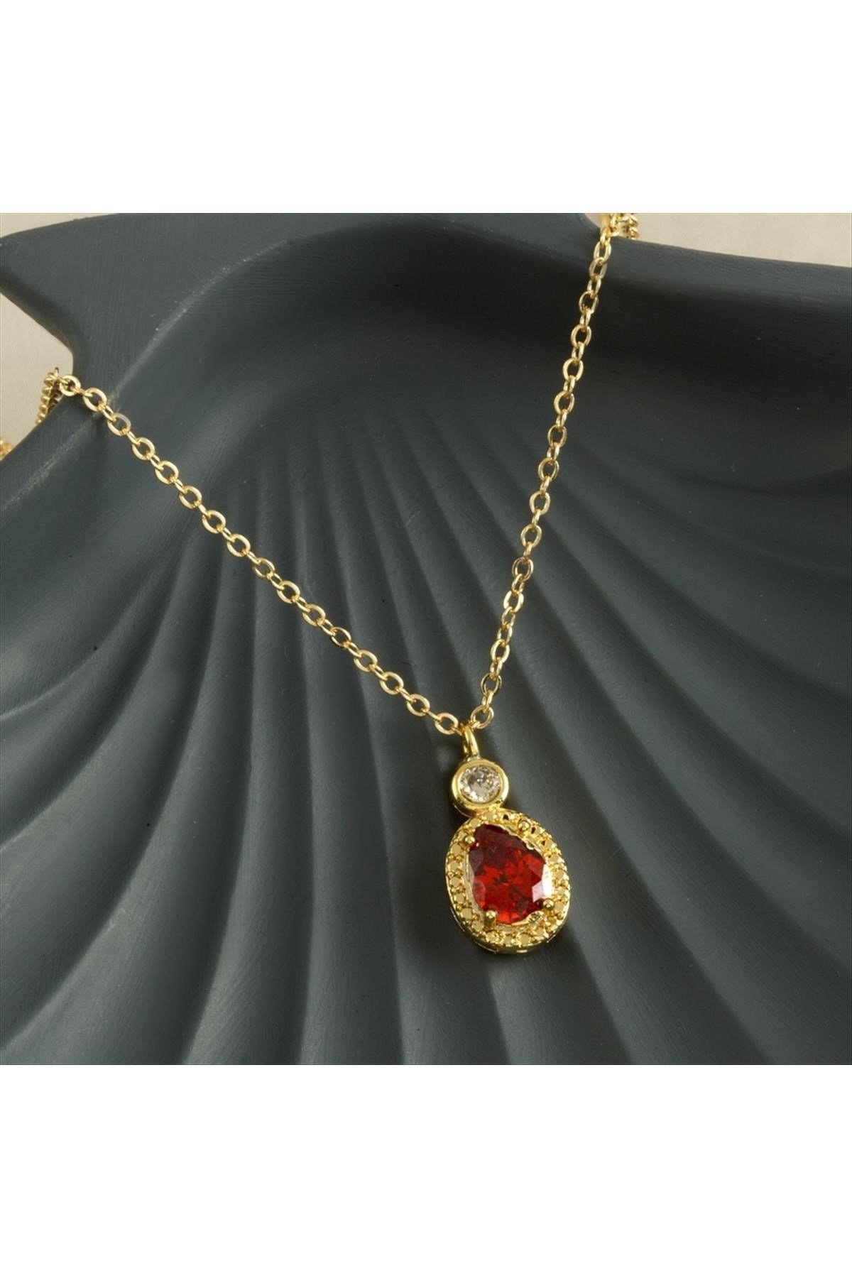 Oval Zirkon Taşlı Kolye
