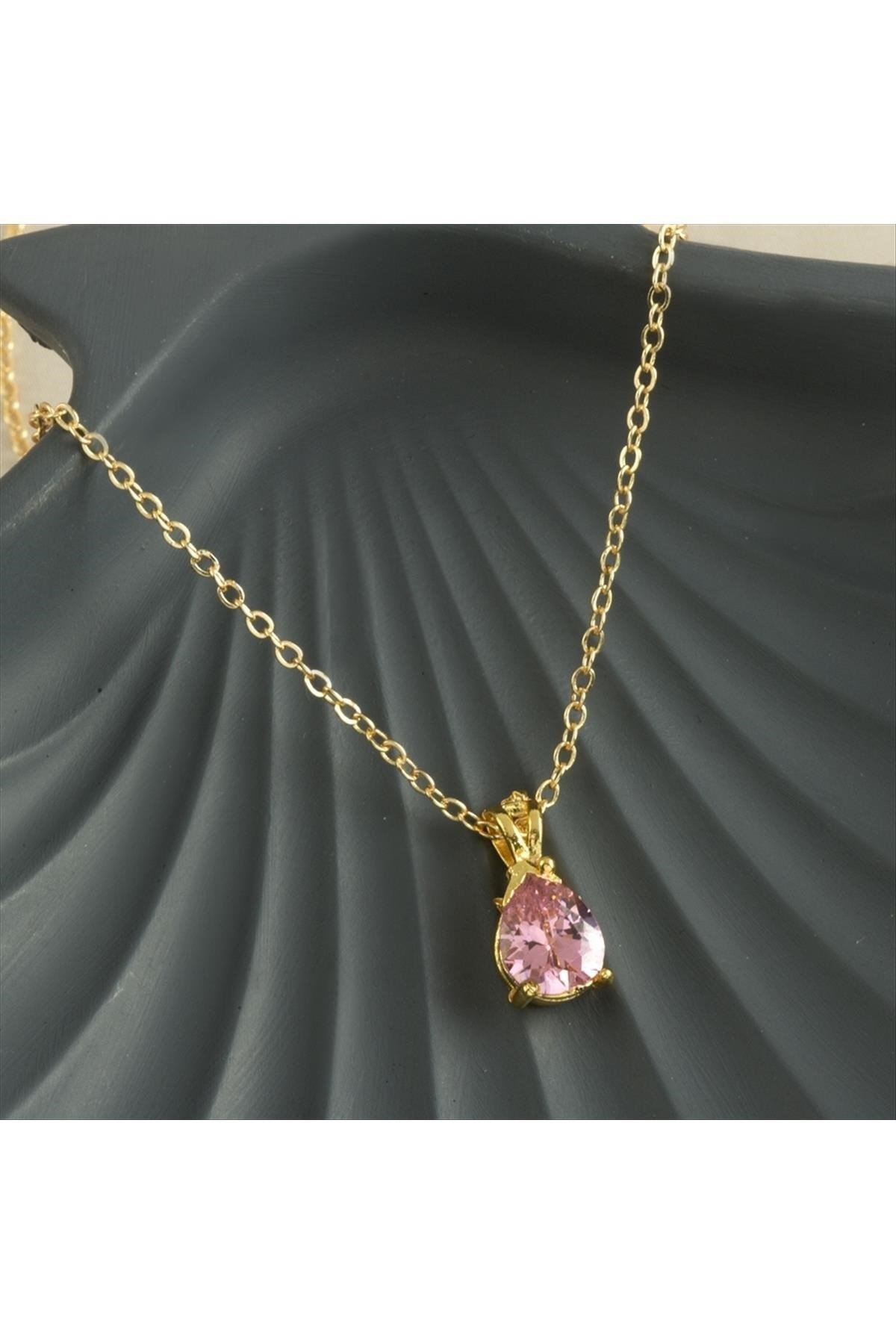 Oval Zirkon Taşlı Kolye