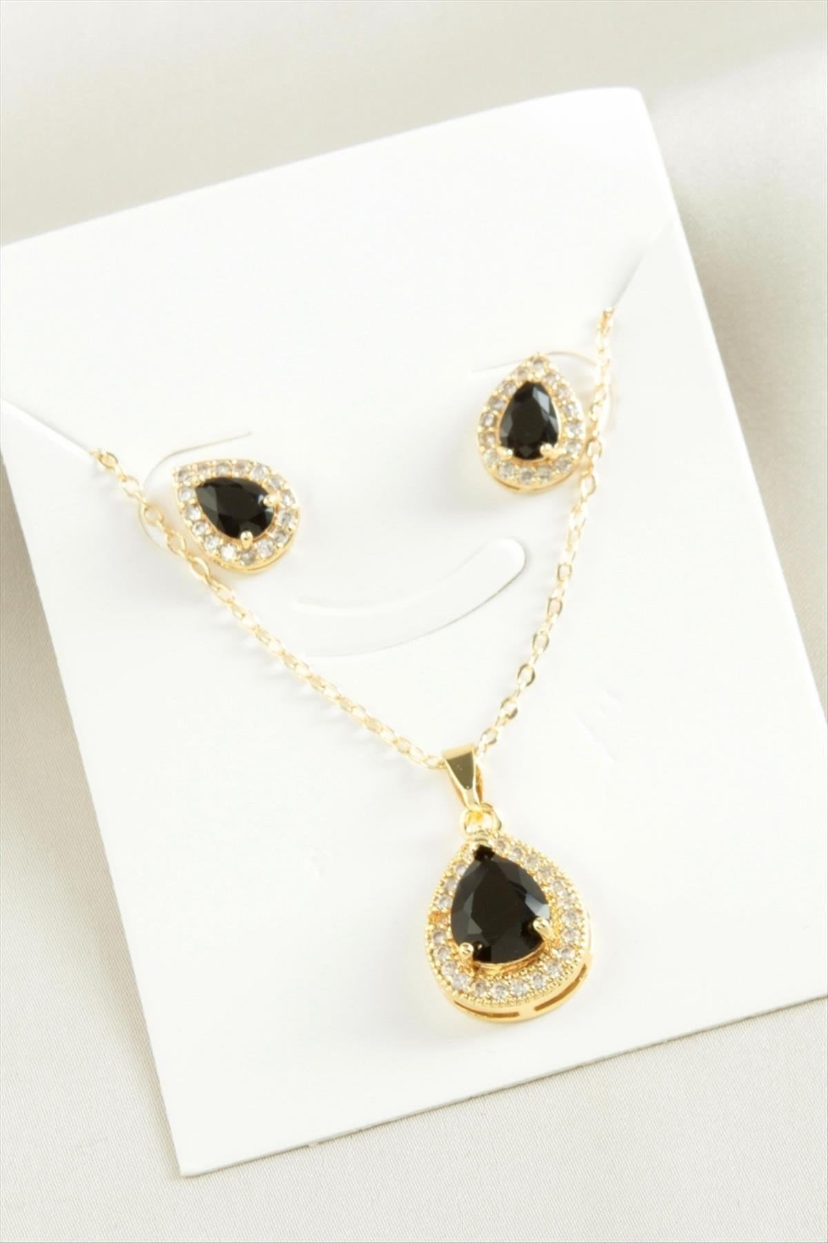 Oval Zirkon Taşlı Set Kolye