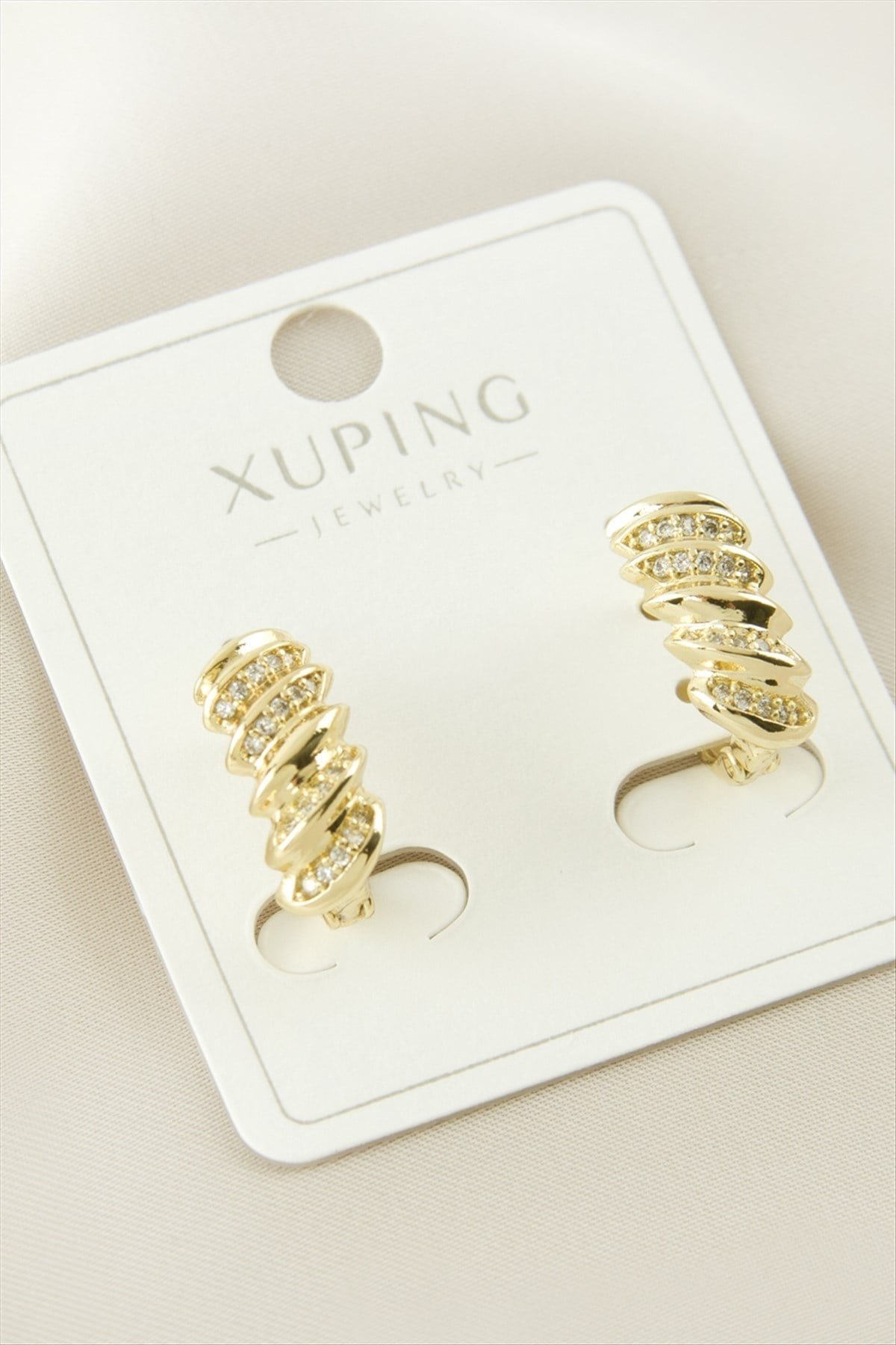 Xuping Burgulu Lüks Çelik Küpe