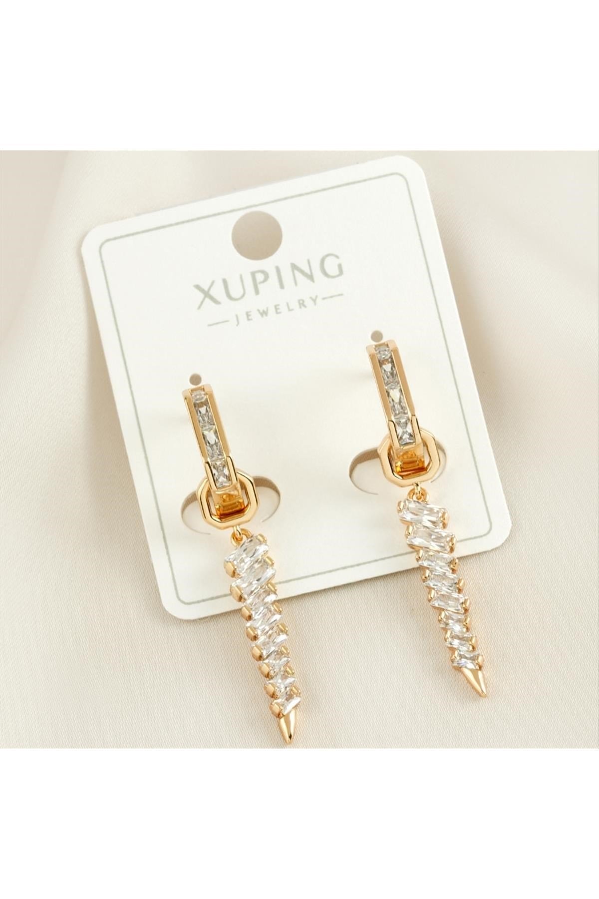 Xuping Şimşek Zirkon Taşlı Lüks Küpe