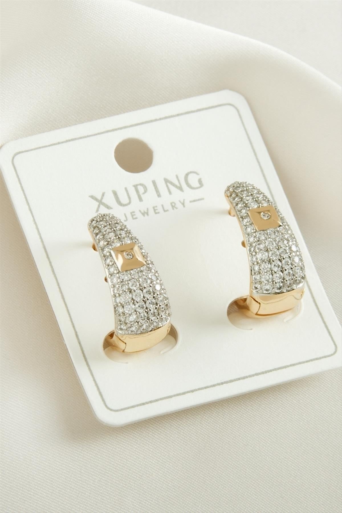 Xuping Su Damlası Zirkon Taşlı Lüks Çelik Küpec