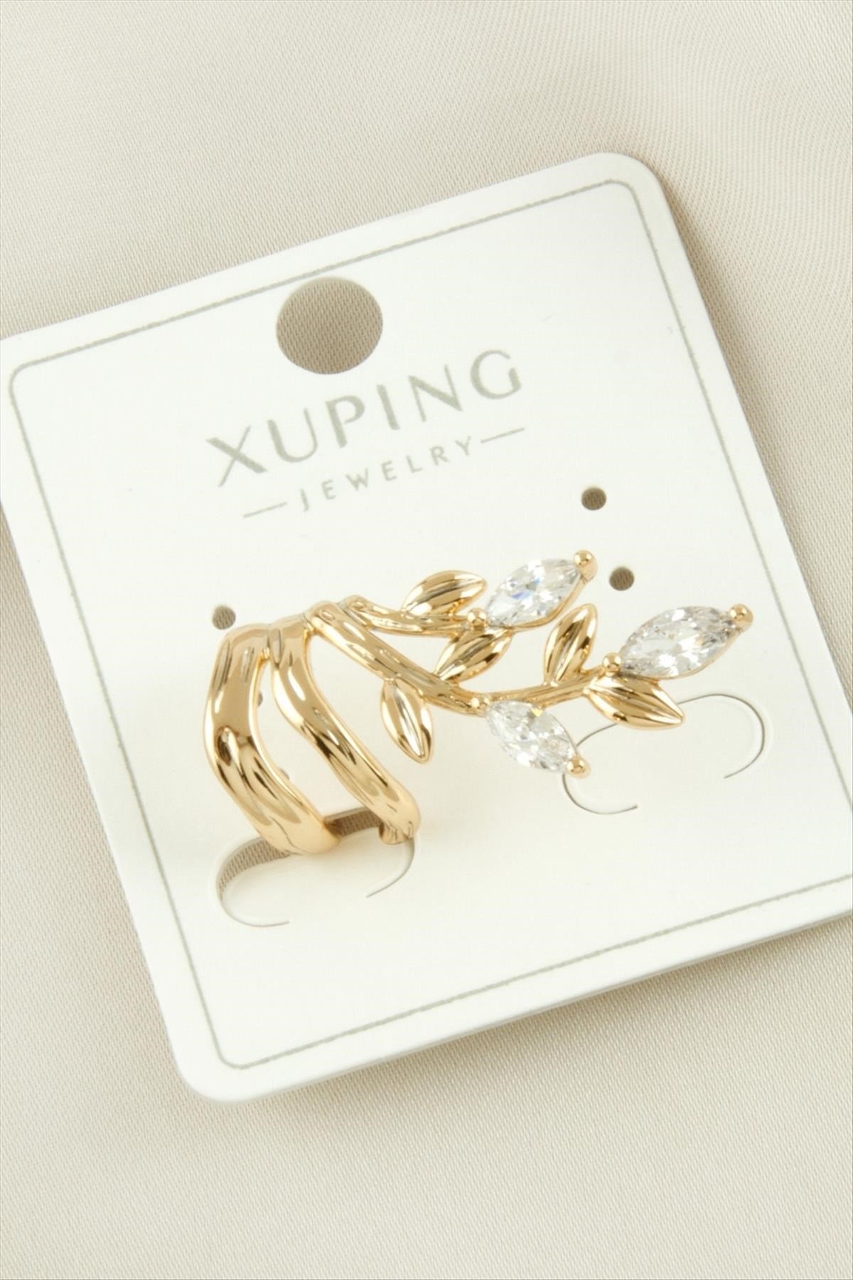 Xuping Yaprak Zirkon Taşlı Lüks Çelik Kıkırdak Küpe 1 Adet