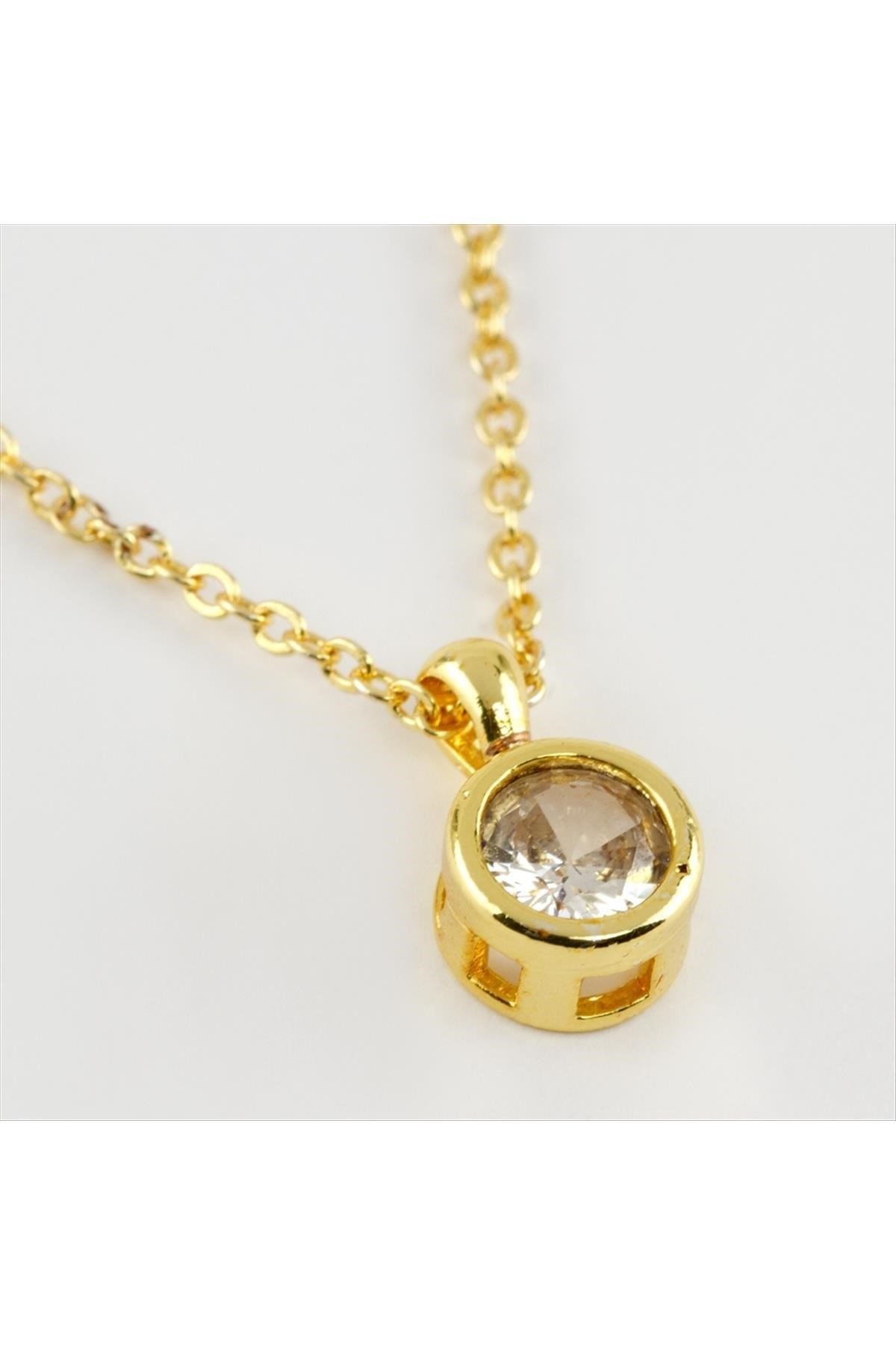 Yuvarlak Figürlü Zirkon Tek Taş Kolye 8 mm
