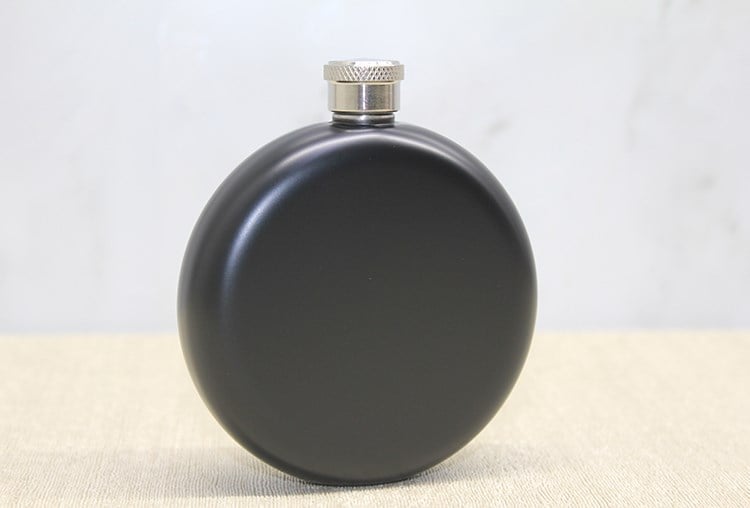 Yuvarlak Tekli Matara 5 Oz Siyah