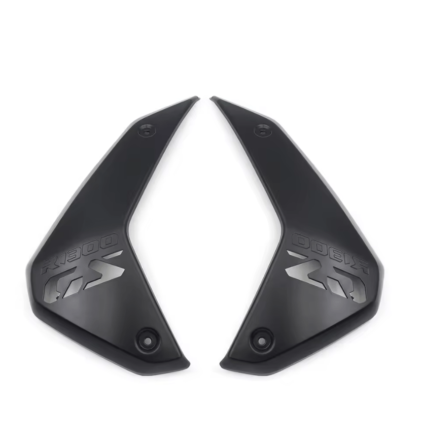 BMW R1300GS 2024-2025 Radyatör Yan Kapak Paneli | Çerçeve KorumaBMW R1300GS R 1300 GS 2024-2025 Motosiklet Radyatör Yan Kapak Paneli Çerçeve Koruma Kaplaması Modifiye Edilmiş Soğutma Suyu Deposu Yanı