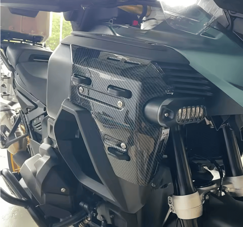BMW R1300GS Adventure Radyatör Koruma & Yan Çanta Taşıma SetiBMW R1300GS ADV Radyatör Kapağı Çanta Taşıma Kiti Dahil