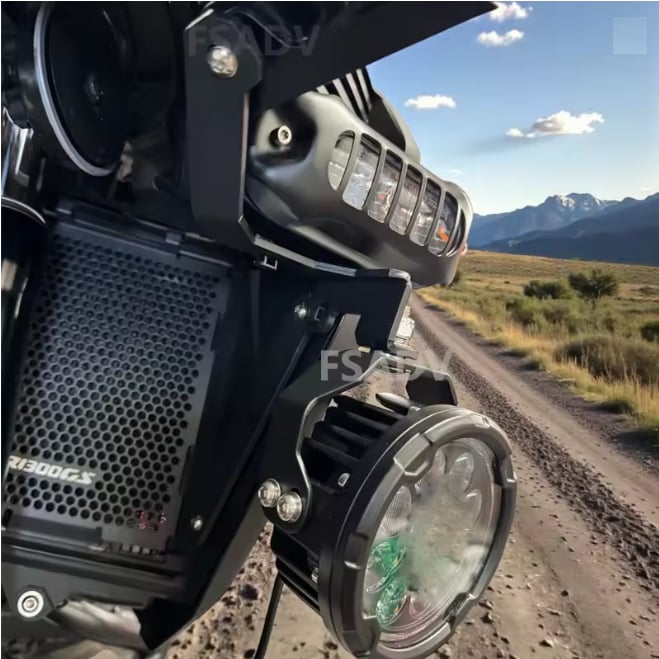 BMW R1300GS Adventure Sis Farı Montaj KitiBMW R1300GS ADV Sis Farı Montaj Kiti