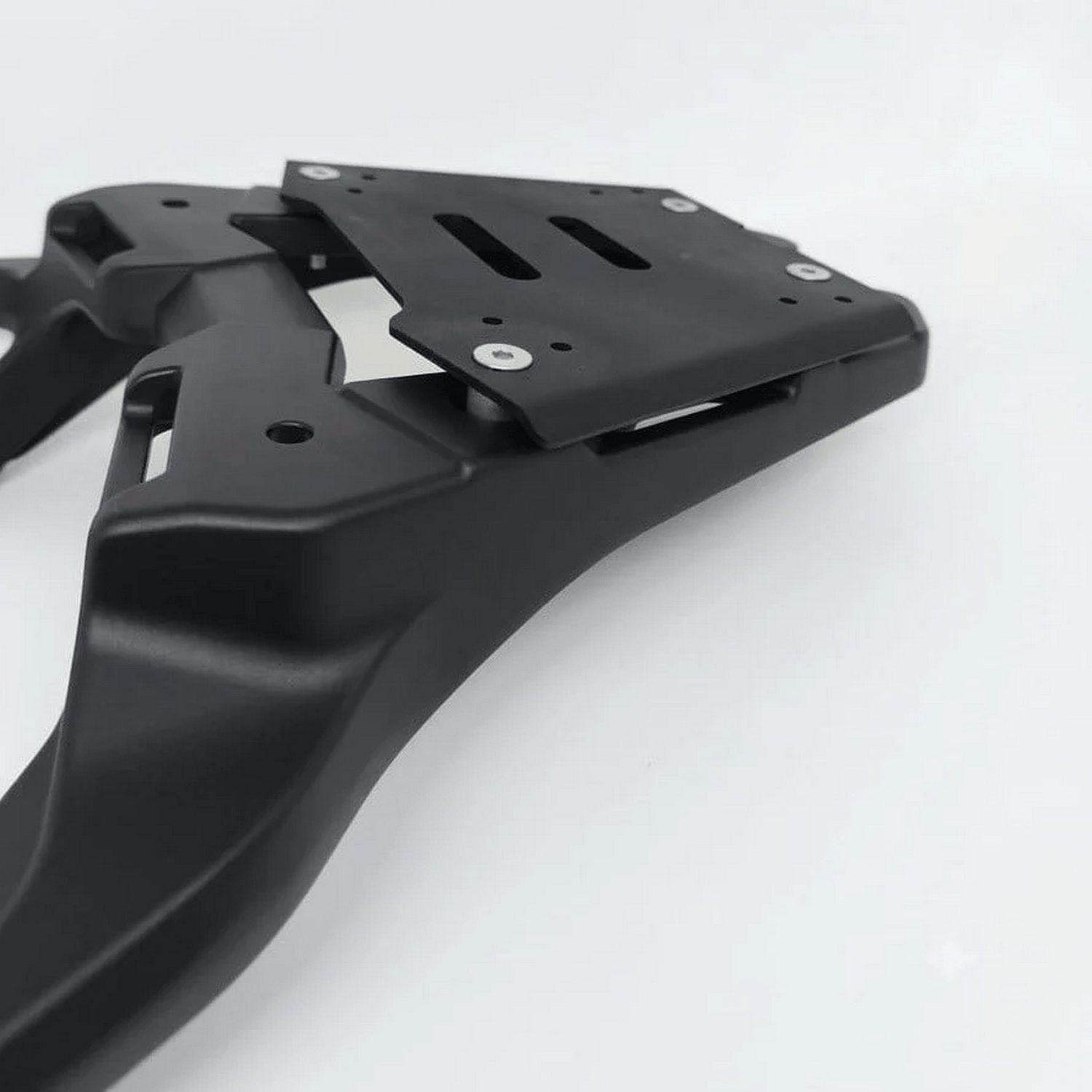 HONDA X-ADV750 2021+ HONDA FORZA750 2021+ SHAD ÇANTA MONTAJ  APARATI HONDA X-ADV750 SHAD Çanta Montaj Aparatı, SH ve TR Serisi Tüm Modellere Uygun
