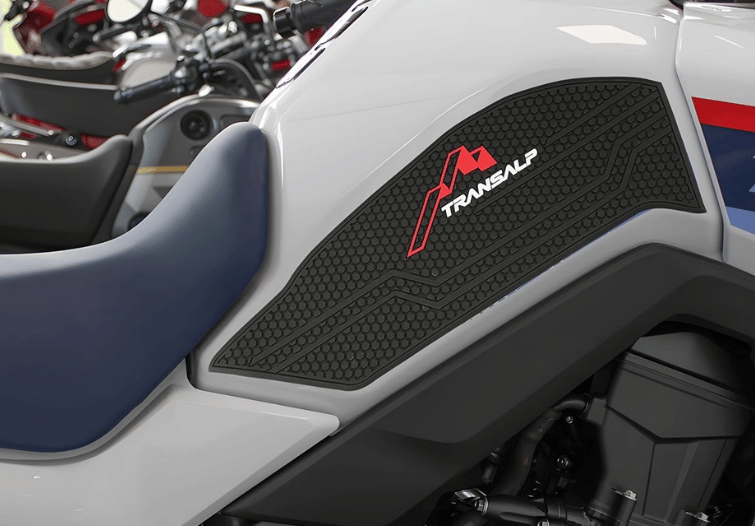 Honda XL750 Transalp Kaydırmaz Depo Pedi - Kauçuk | NocamotoHONDA XL750 Transalp Kaydırmaz Depo Pad Yüksek Kalite Kauçuk