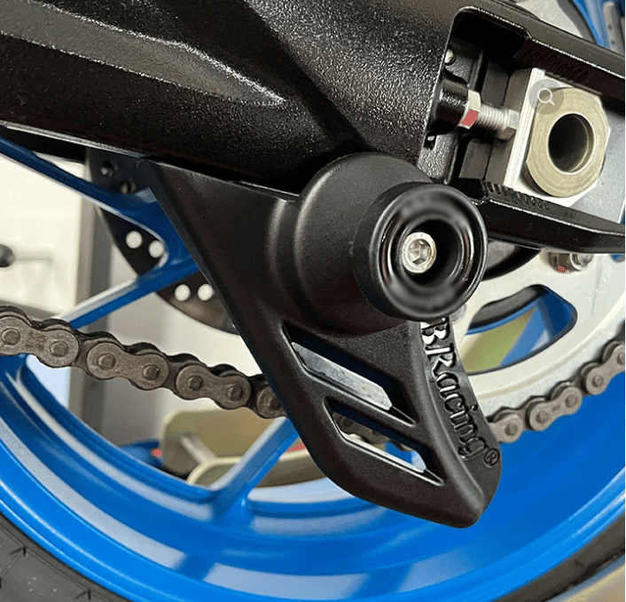 Kawasaki ZX-25R & ZX-4R Zincir Koruma ve Sehpa Kaldırma SetiKAWASAKI ZX-25R ZX-4R Motor Kaldırma Yan Sehpa Tutucu ve Zincir Koruma Seti