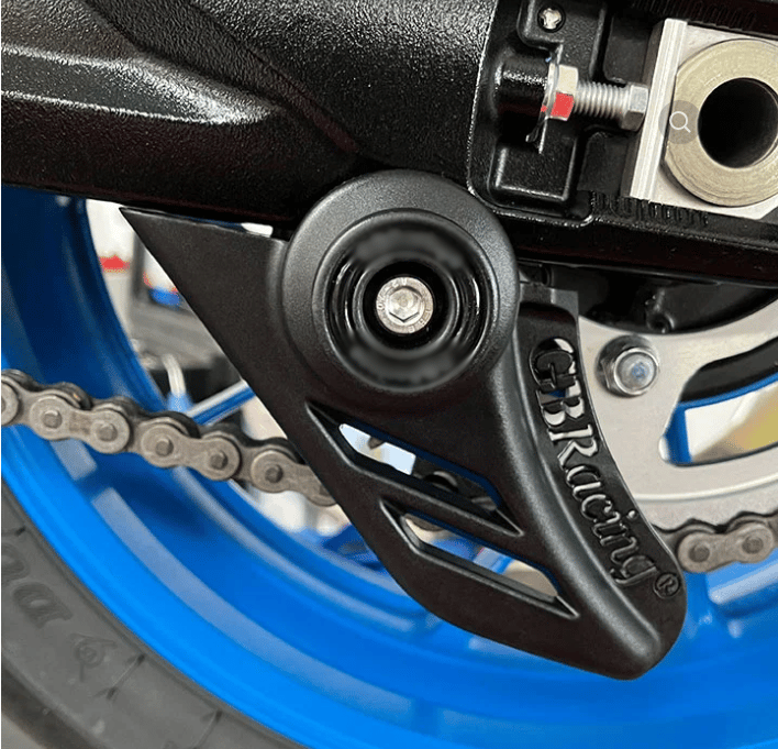 Kawasaki ZX-25R & ZX-4R Zincir Koruma ve Sehpa Kaldırma SetiKAWASAKI ZX-25R ZX-4R Motor Kaldırma Yan Sehpa Tutucu ve Zincir Koruma Seti