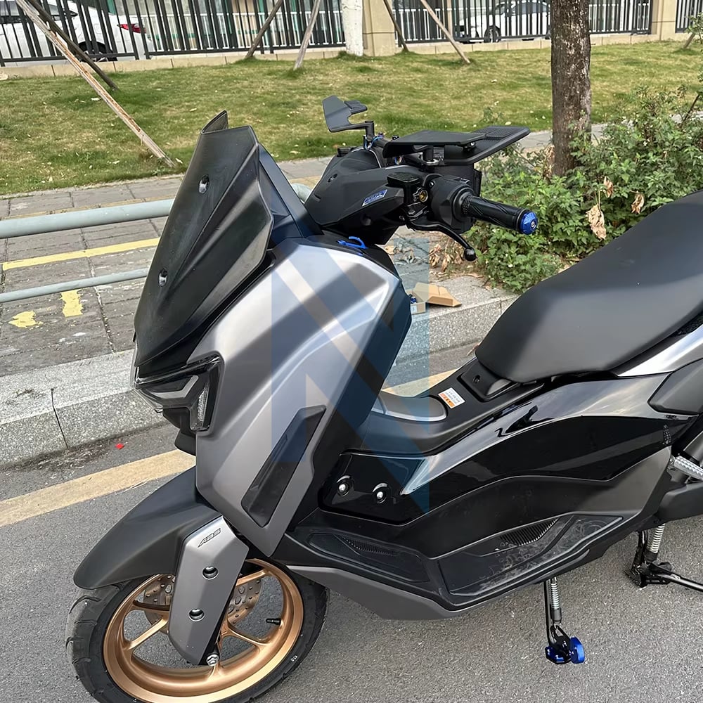 Yamaha N MAX 2’li Kauçuk Grenaj Koruyucu – Yüksek DayanımYAMAHA N-MAX Yüksek Kaliteli Kauçuk Grenaj Koruyucusu 2'li Set
