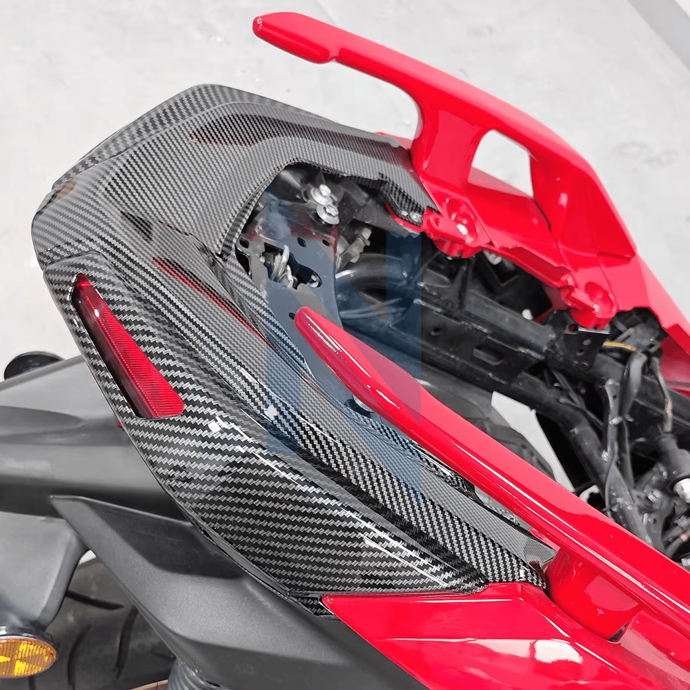 Yamaha XMAX Arka Stop LED Koruma KaplamasıYAMAHA XMAX Arka Stop Led Koruma Kaplaması