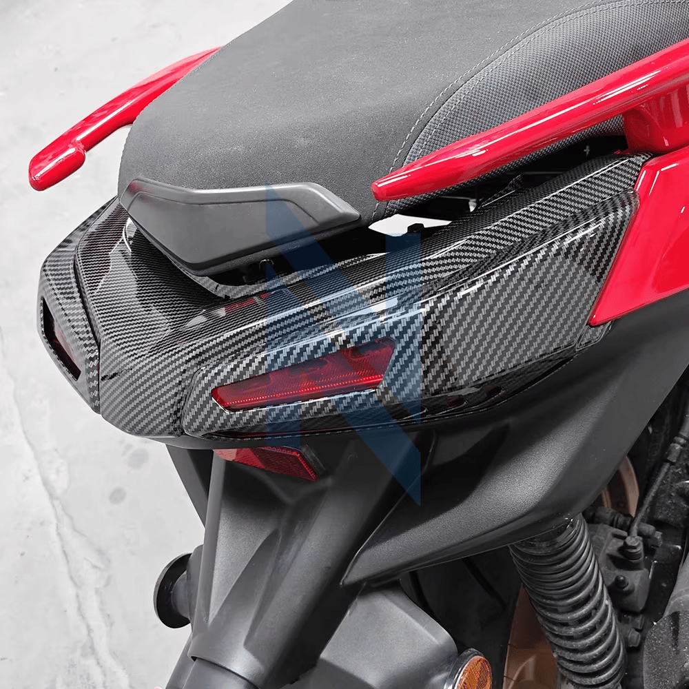 Yamaha XMAX Arka Stop LED Koruma KaplamasıYAMAHA XMAX Arka Stop Led Koruma Kaplaması
