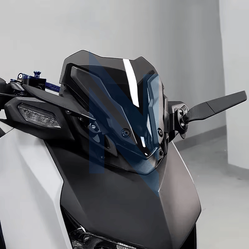 Yamaha XMAX Ön Cam Rüzgâr DeflektörüYAMAHA XMAX Ön Cam Rüzgar Deflektörü, Ön Cam Braketi Koruyucu