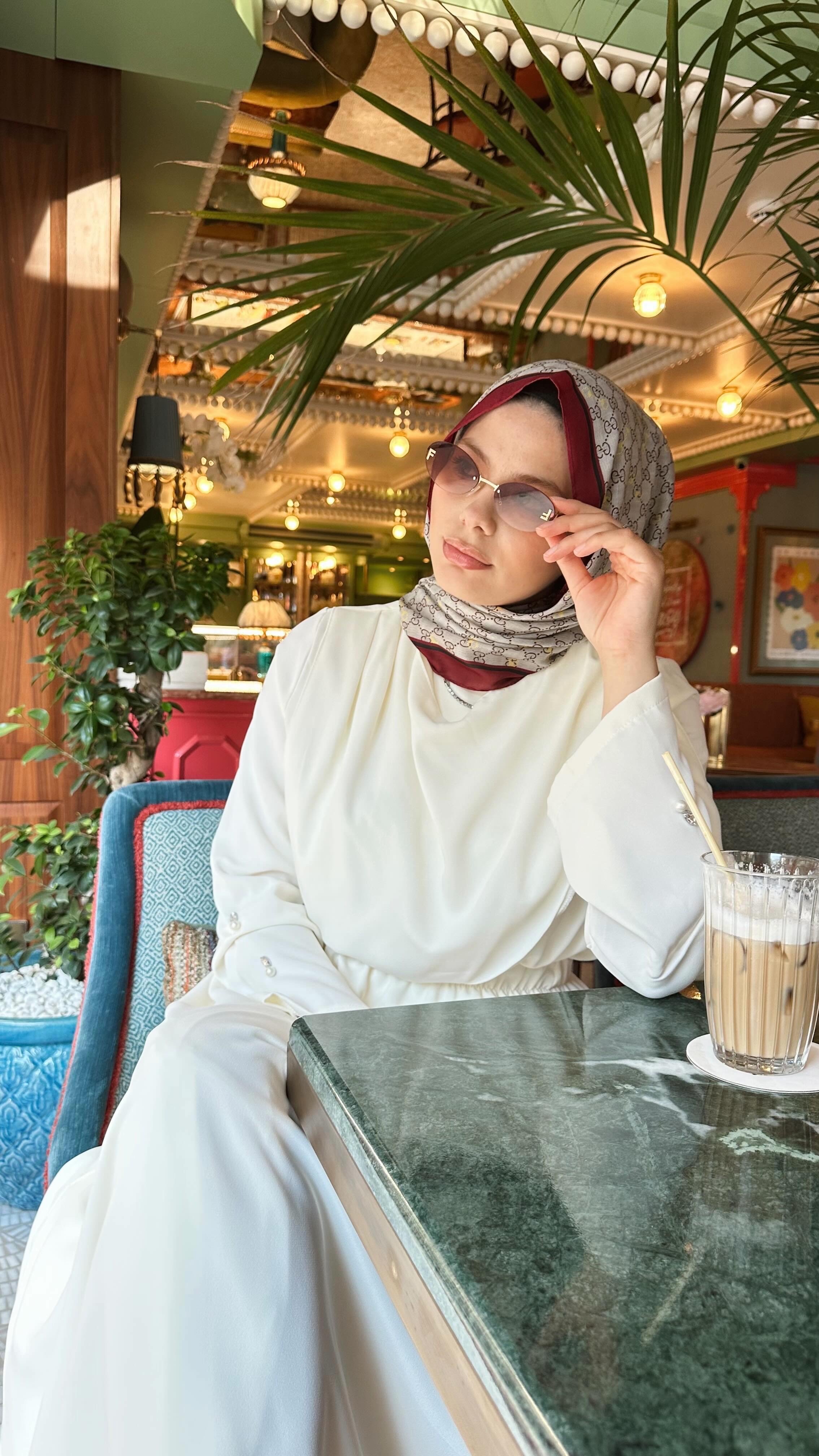 Alara Etek Takım (EKRU RENGİ ÖN SİPARİŞTİR)