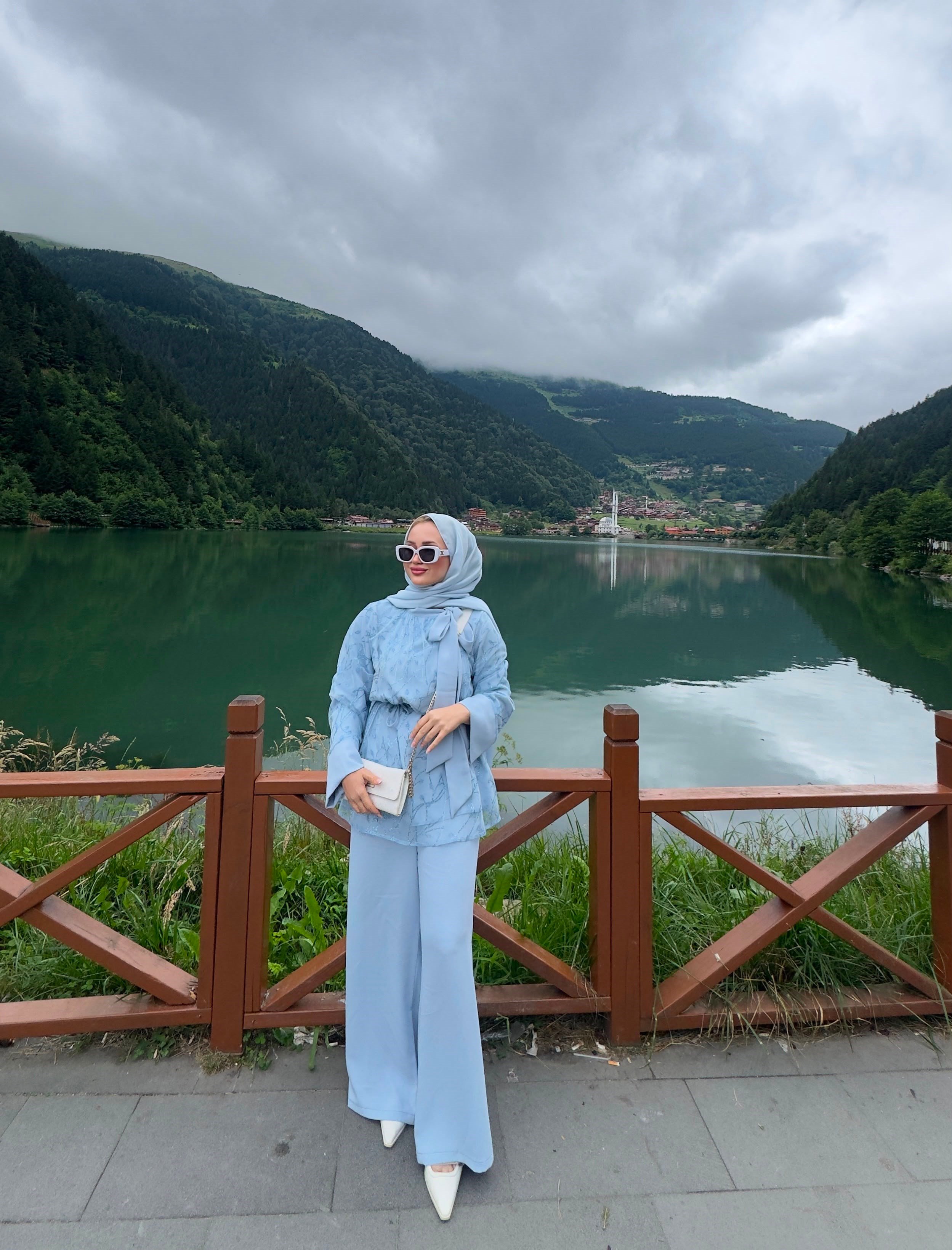 Fularlı Tül Takım - Mavi