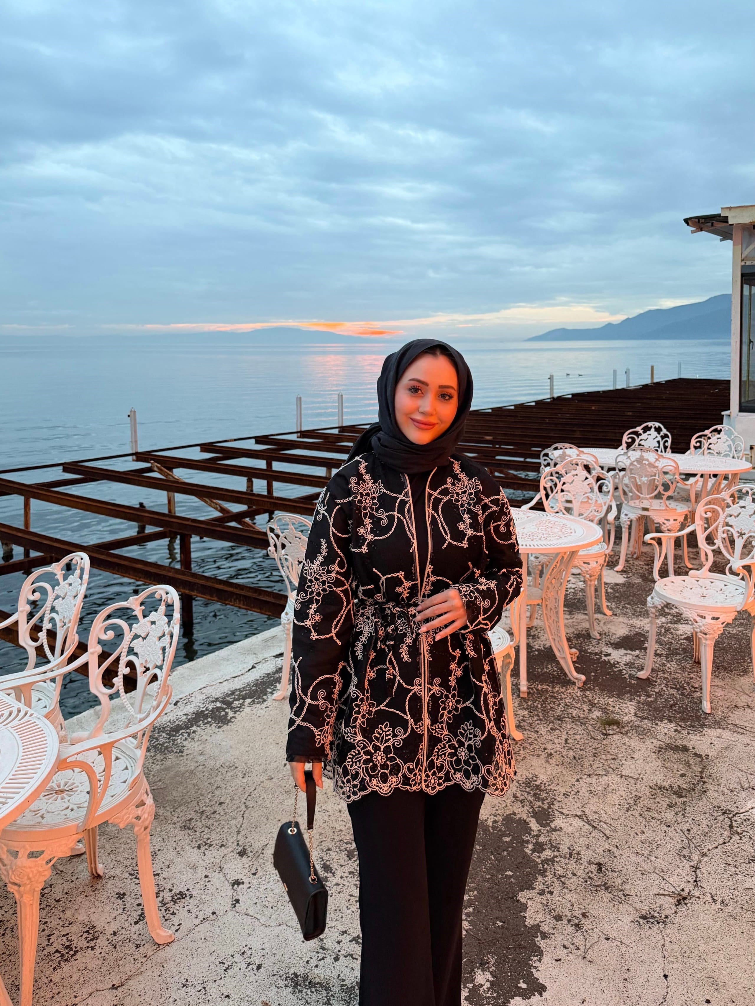İşlemeli Ceket