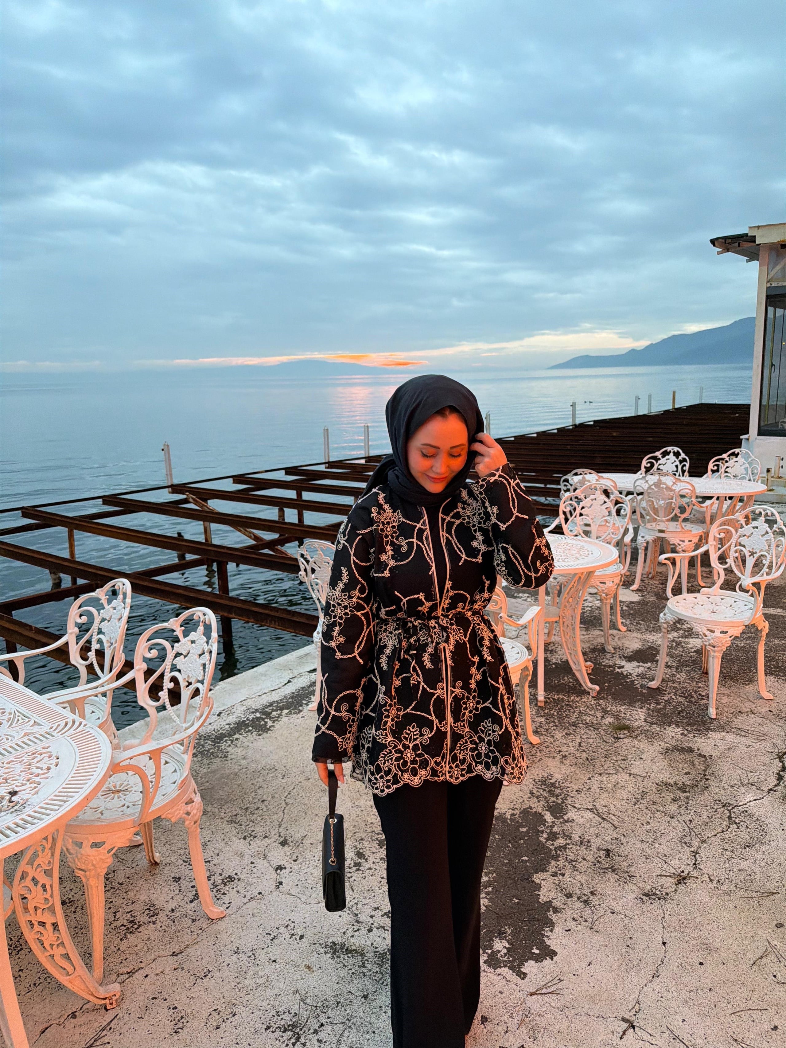 İşlemeli Ceket